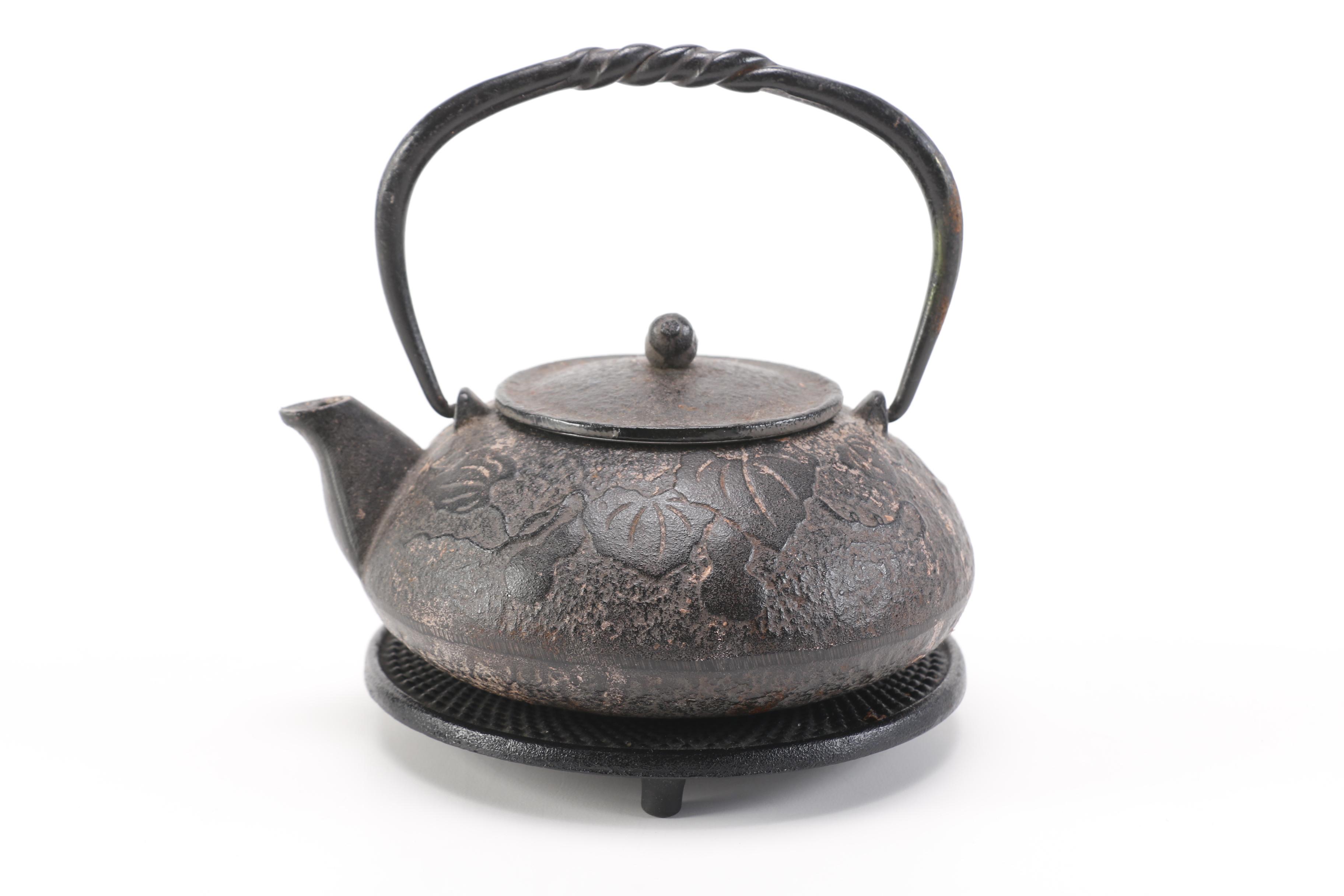 Japanese Cast Iron Tea Kettle
