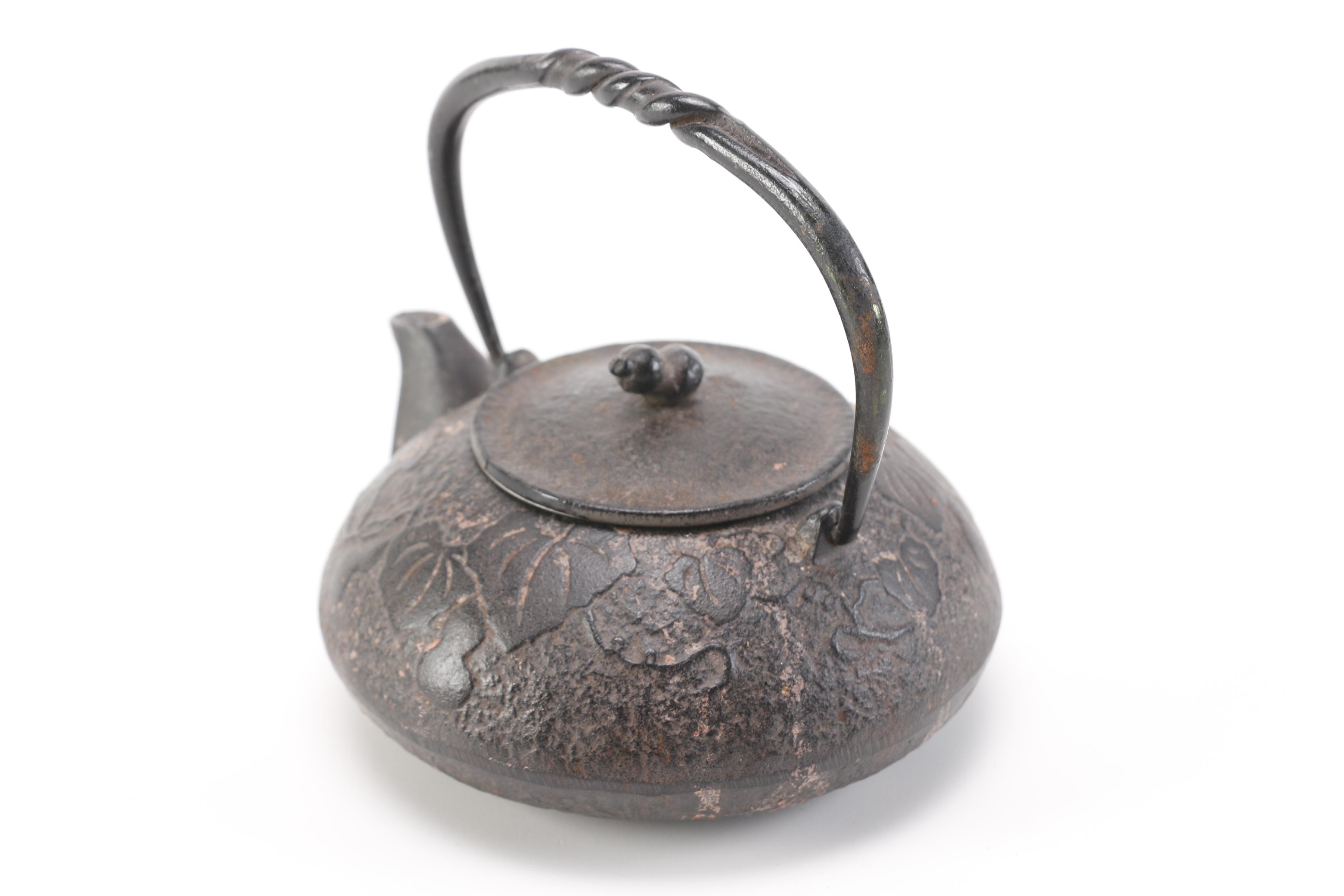 Japanese Cast Iron Tea Kettle