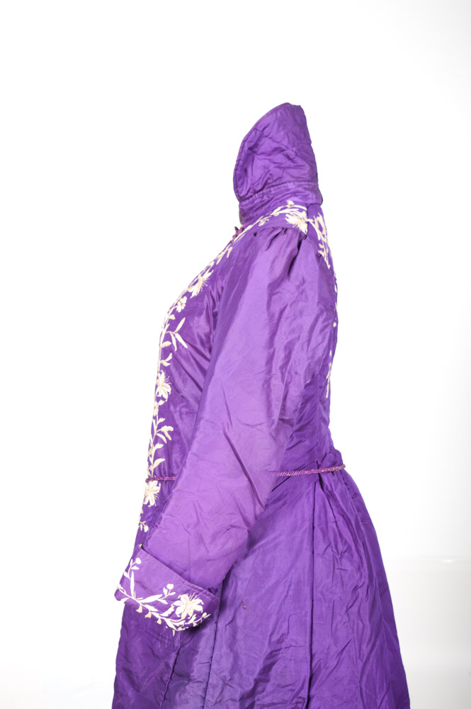 Late Qing Dynasty Hand Embroidered Padded Jacket