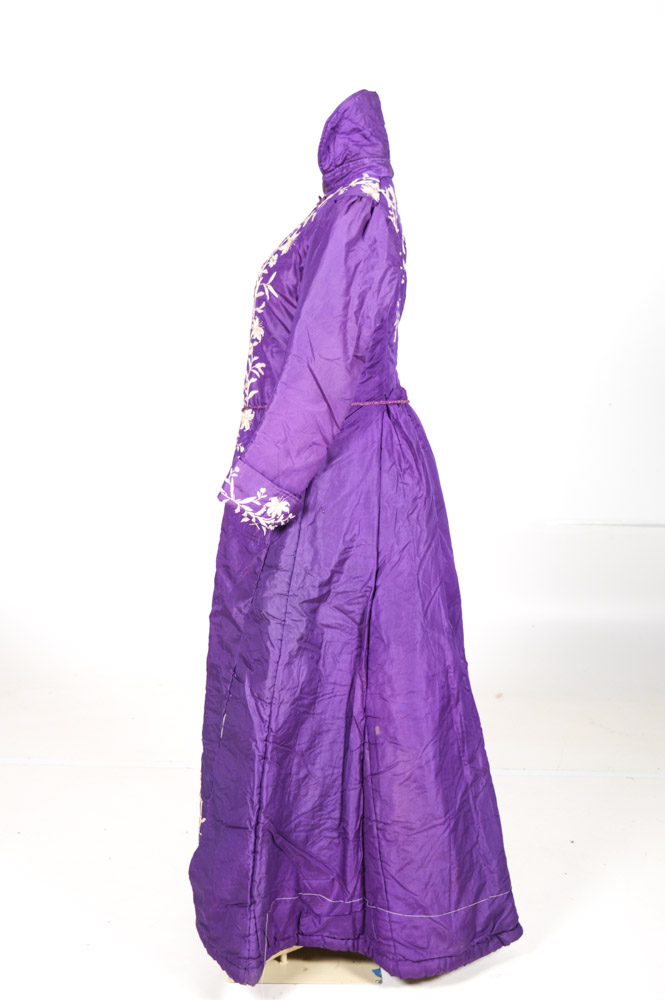 Late Qing Dynasty Hand Embroidered Padded Jacket