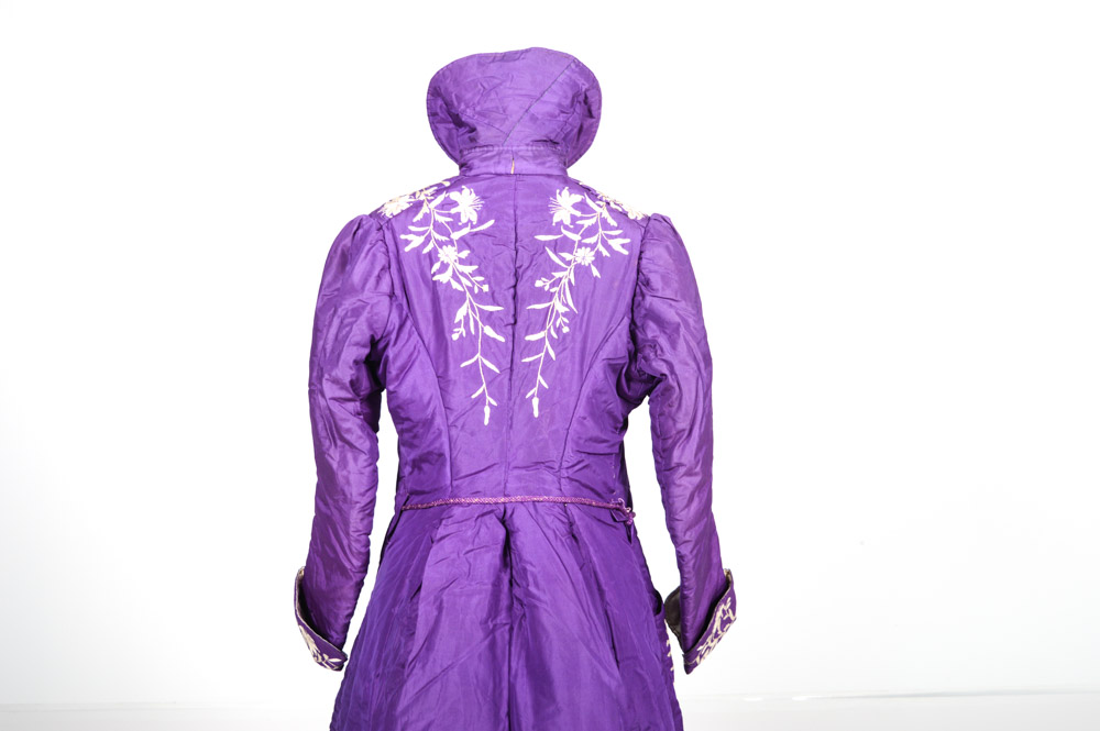 Late Qing Dynasty Hand Embroidered Padded Jacket