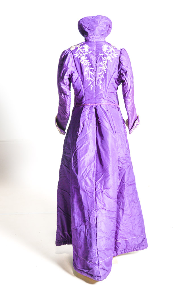 Late Qing Dynasty Hand Embroidered Padded Jacket