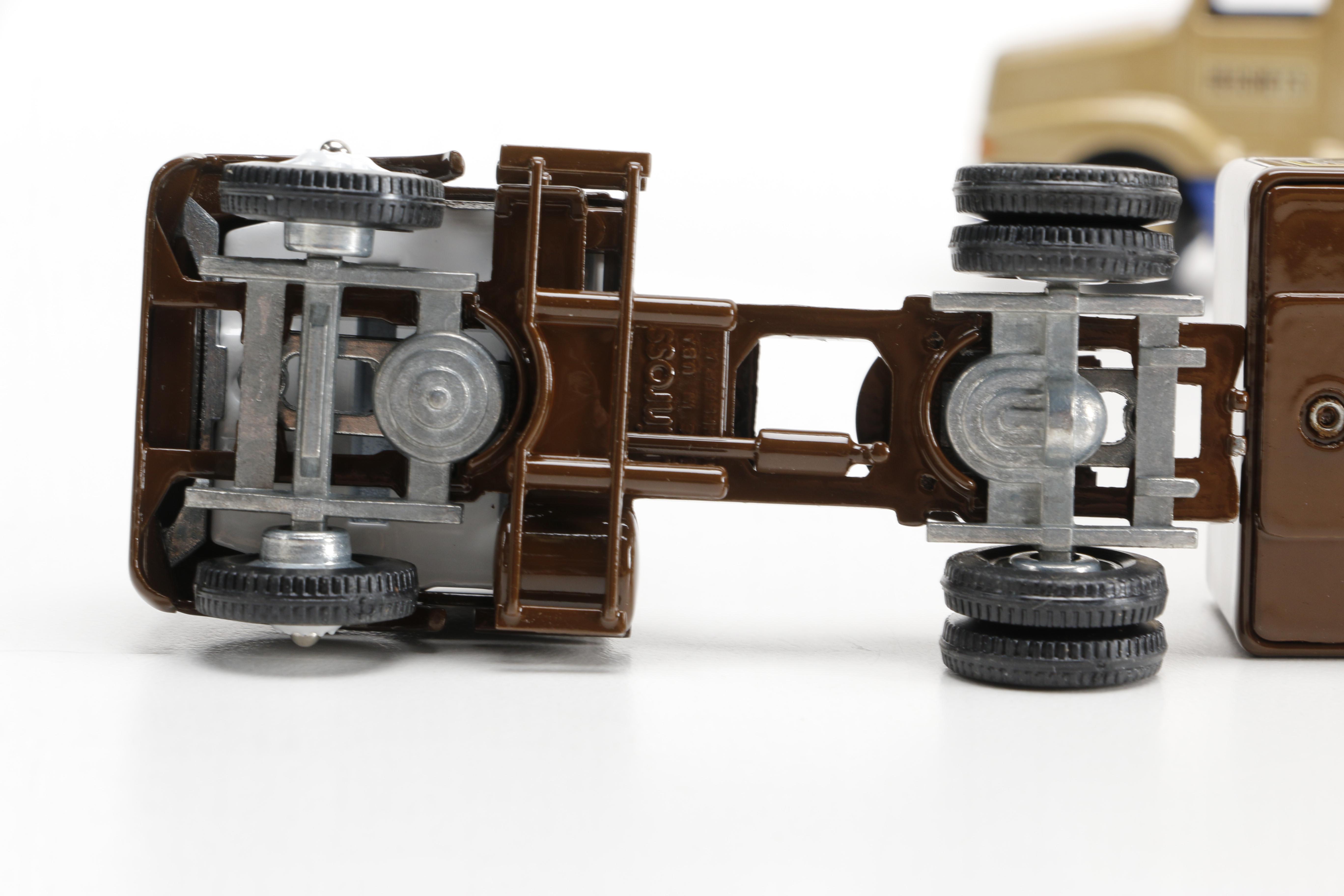 Hershey's Themed Winross Matchbox Semi-Trucks