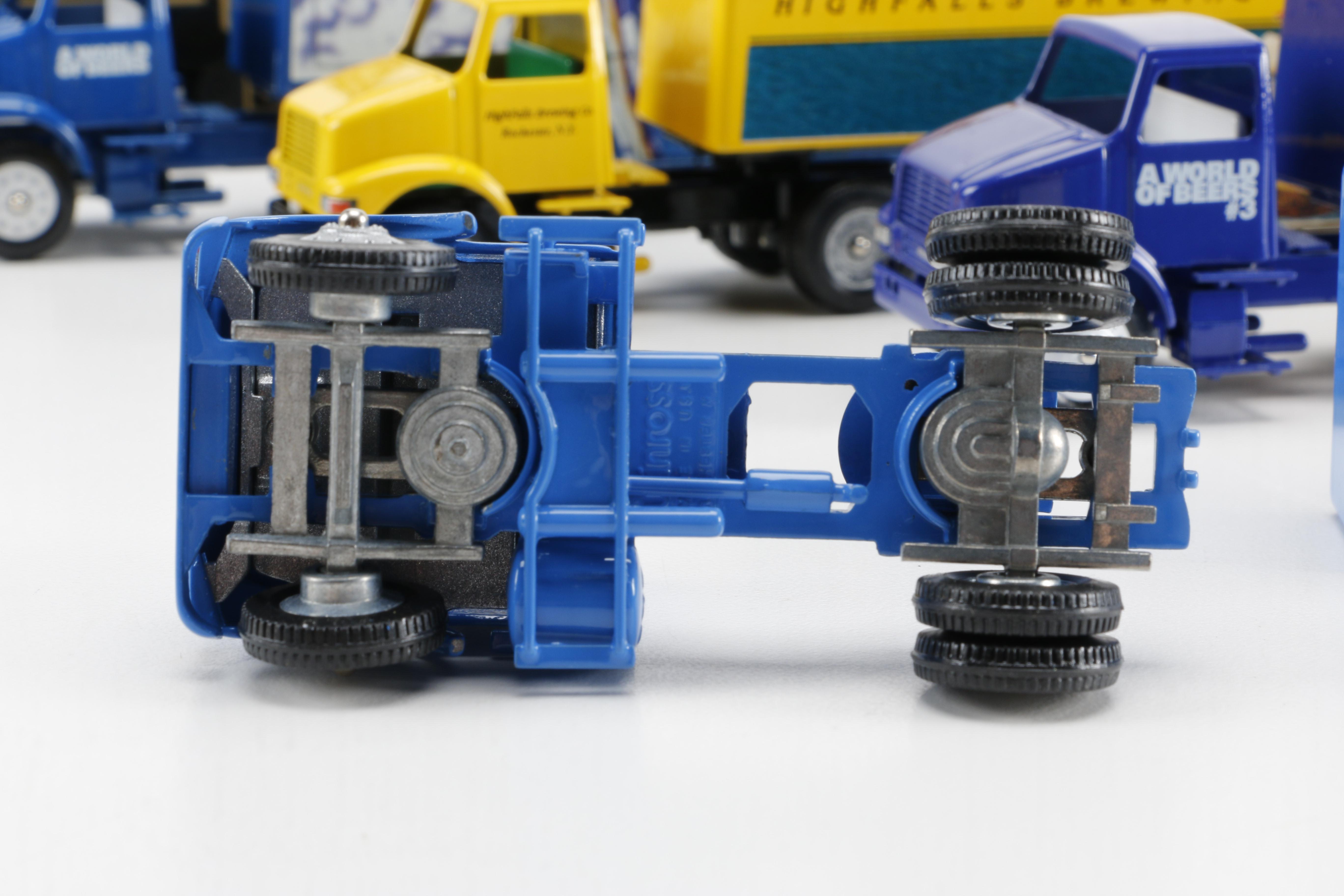 5 Beer Themed Winross Trucks