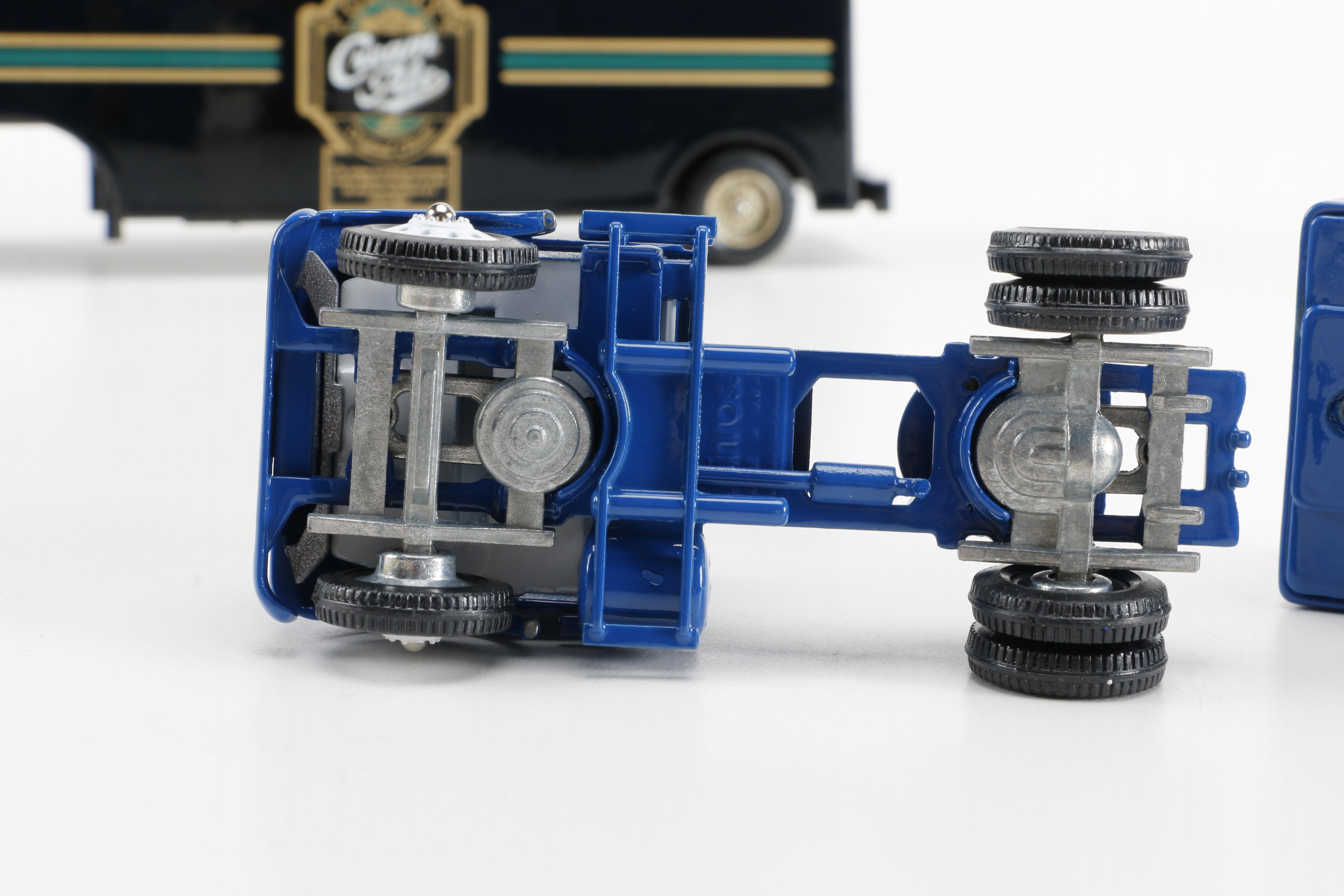 5 Beer Themed Winross Trucks