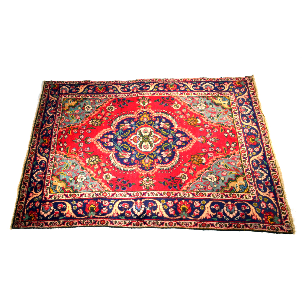 Early 20th Century Hand-Knotted Persian Bakhtiari Area Rug