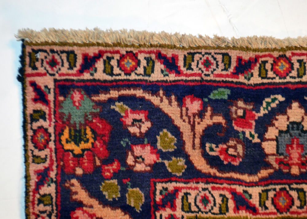 Early 20th Century Hand-Knotted Persian Bakhtiari Area Rug