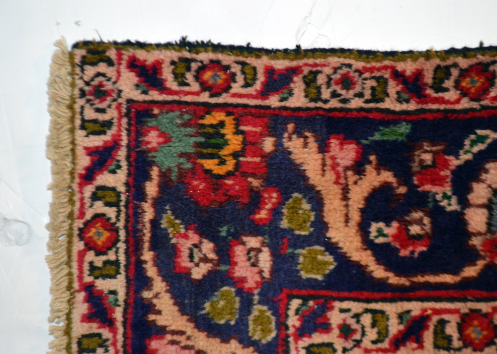 Early 20th Century Hand-Knotted Persian Bakhtiari Area Rug