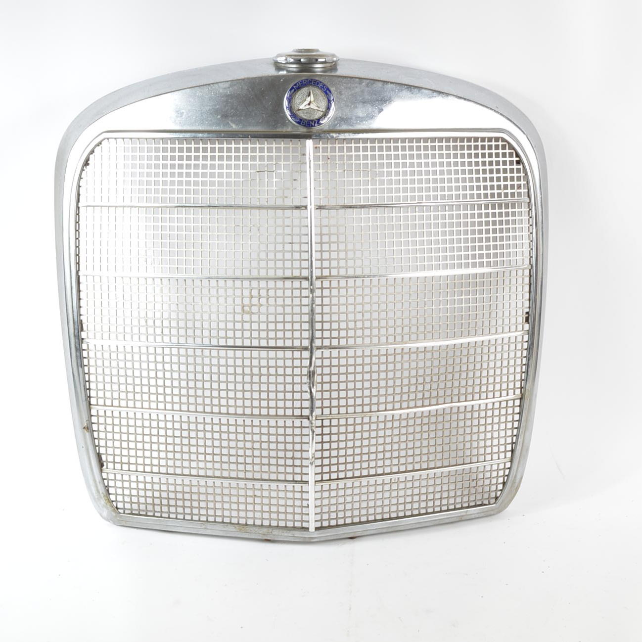 Classic Mercedes-Benz Front Grill