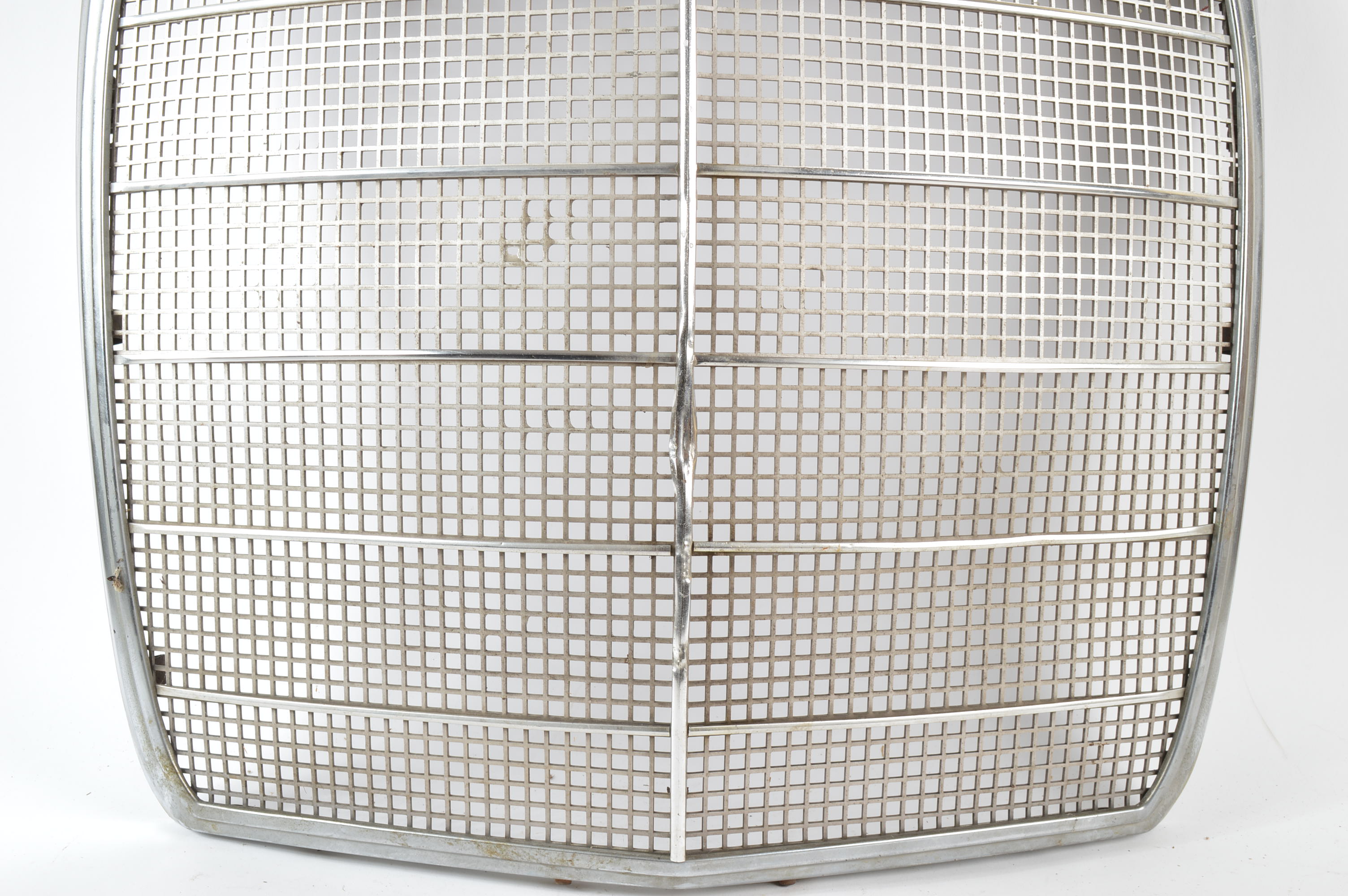 Classic Mercedes-Benz Front Grill