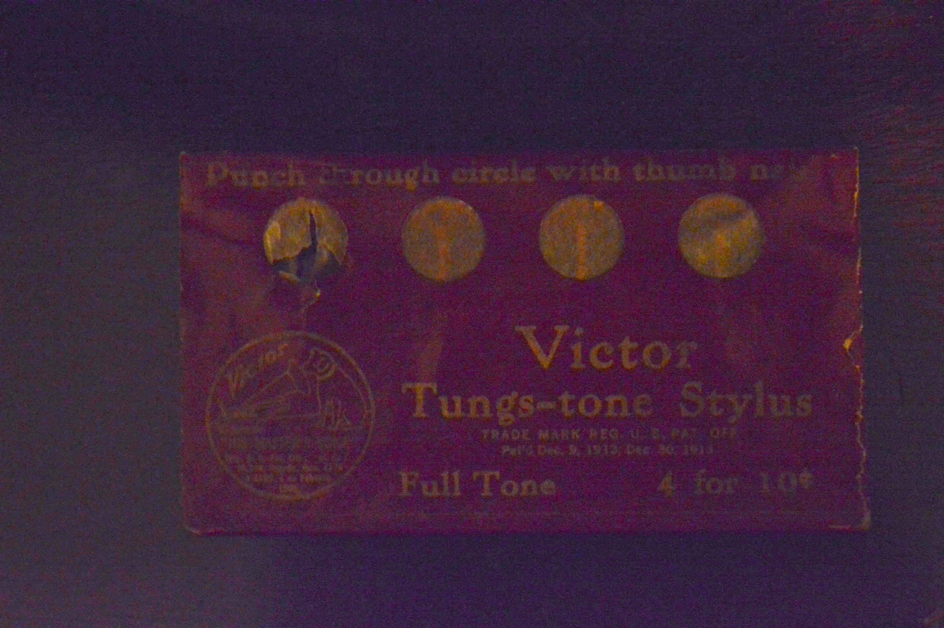 Antique Sonora Phonograph and Records