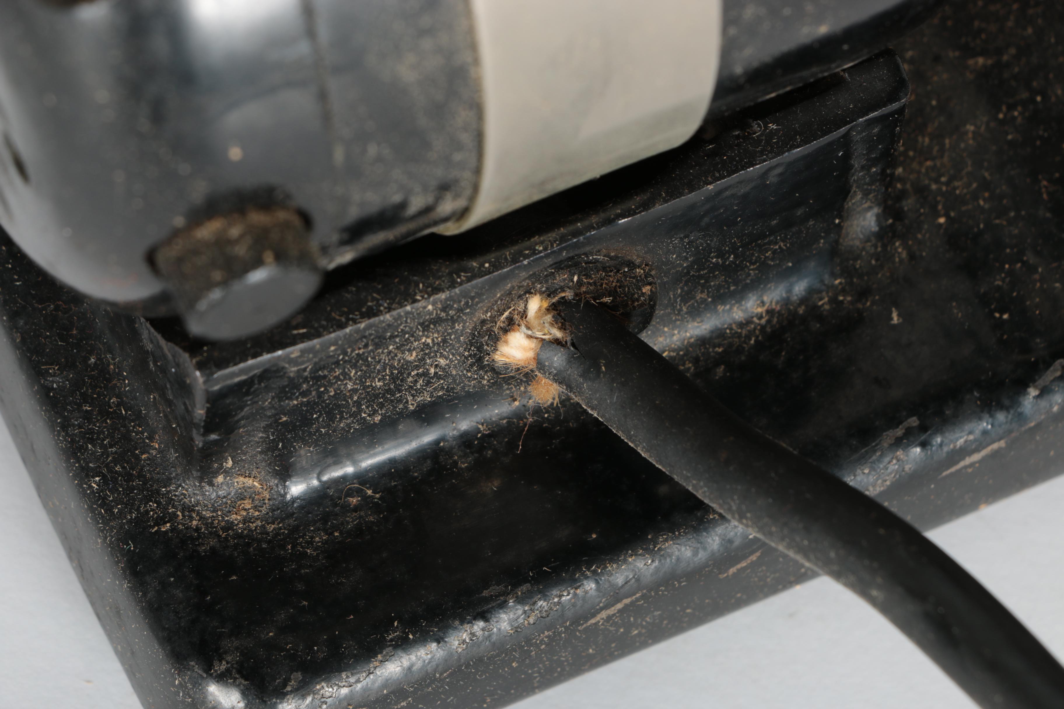 Vintage Wilcox & Gibbs Sewing Machine With Westinghouse Motor Base