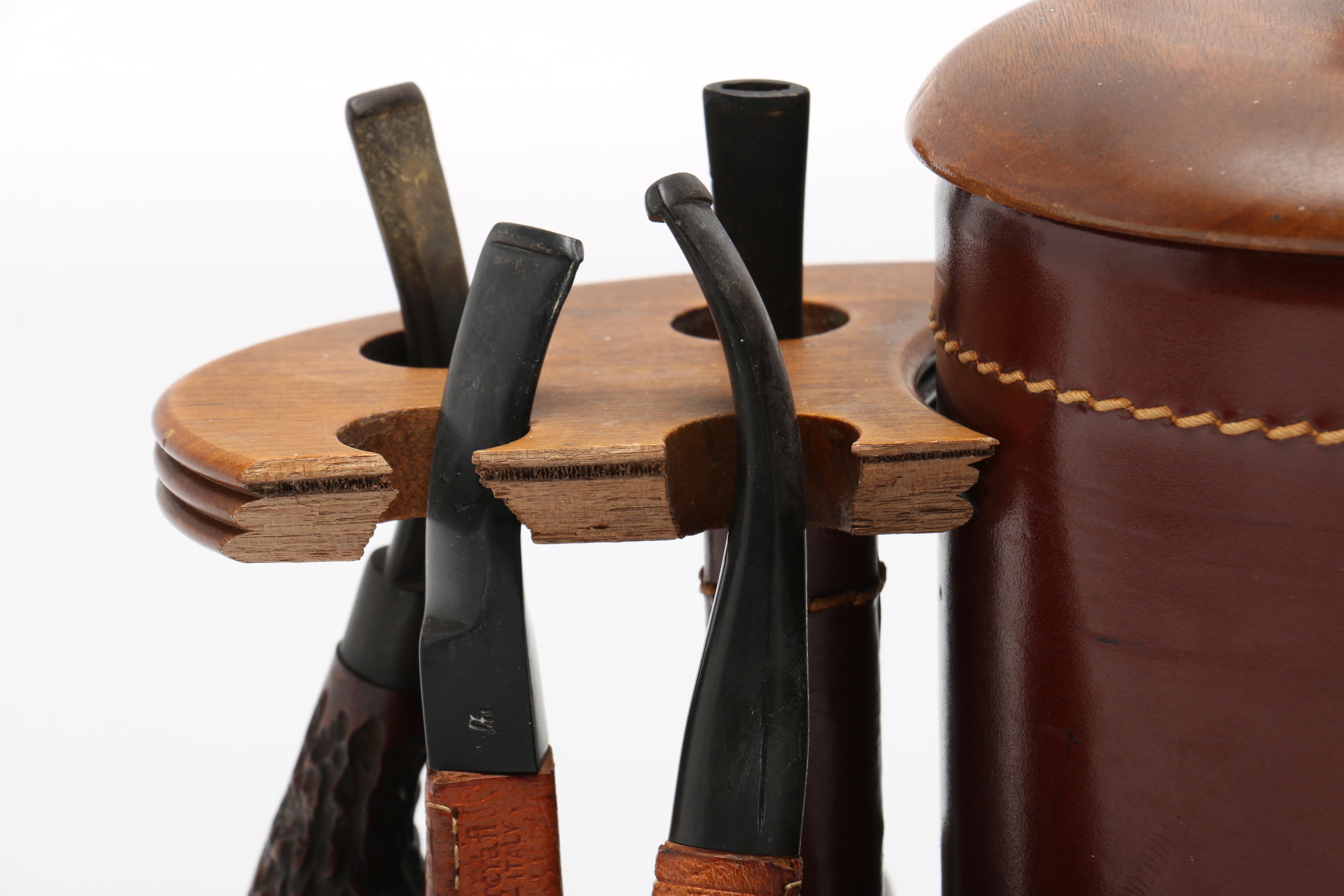 Pipes And Pipe Stand With Jar