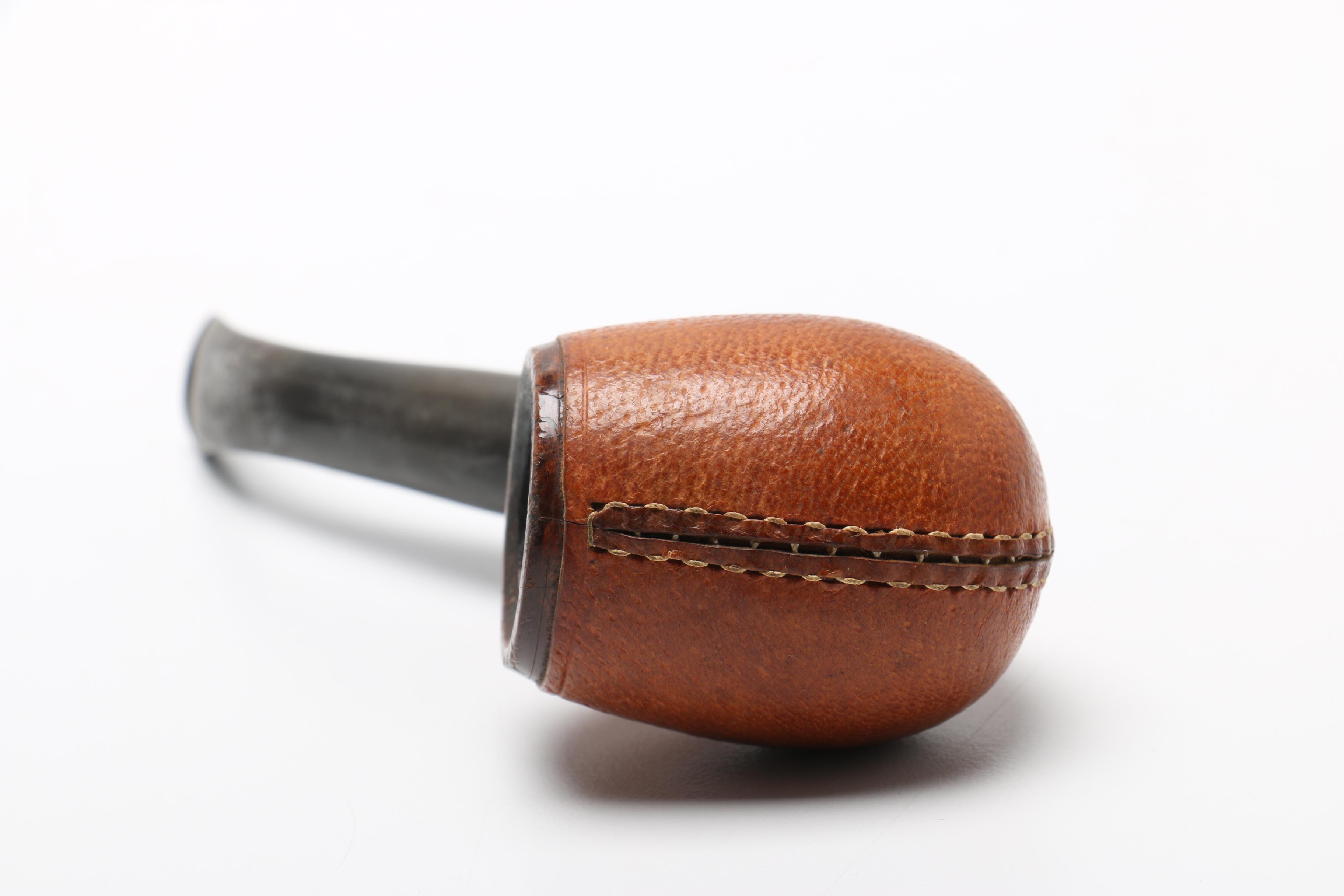 Pipes And Pipe Stand With Jar