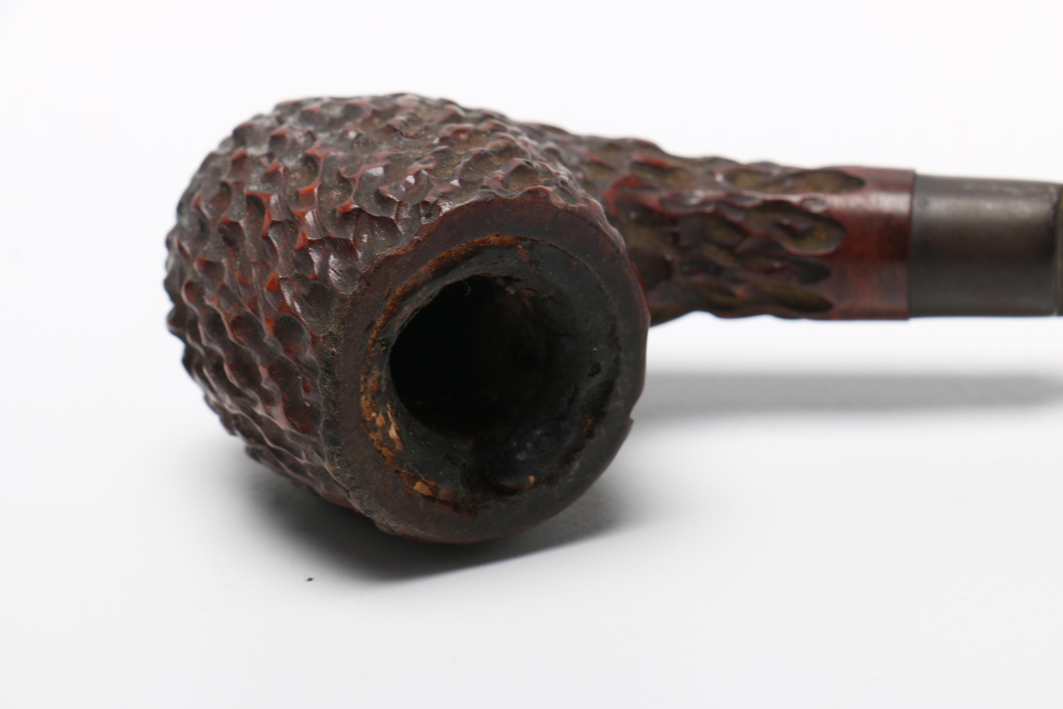 Pipes And Pipe Stand With Jar