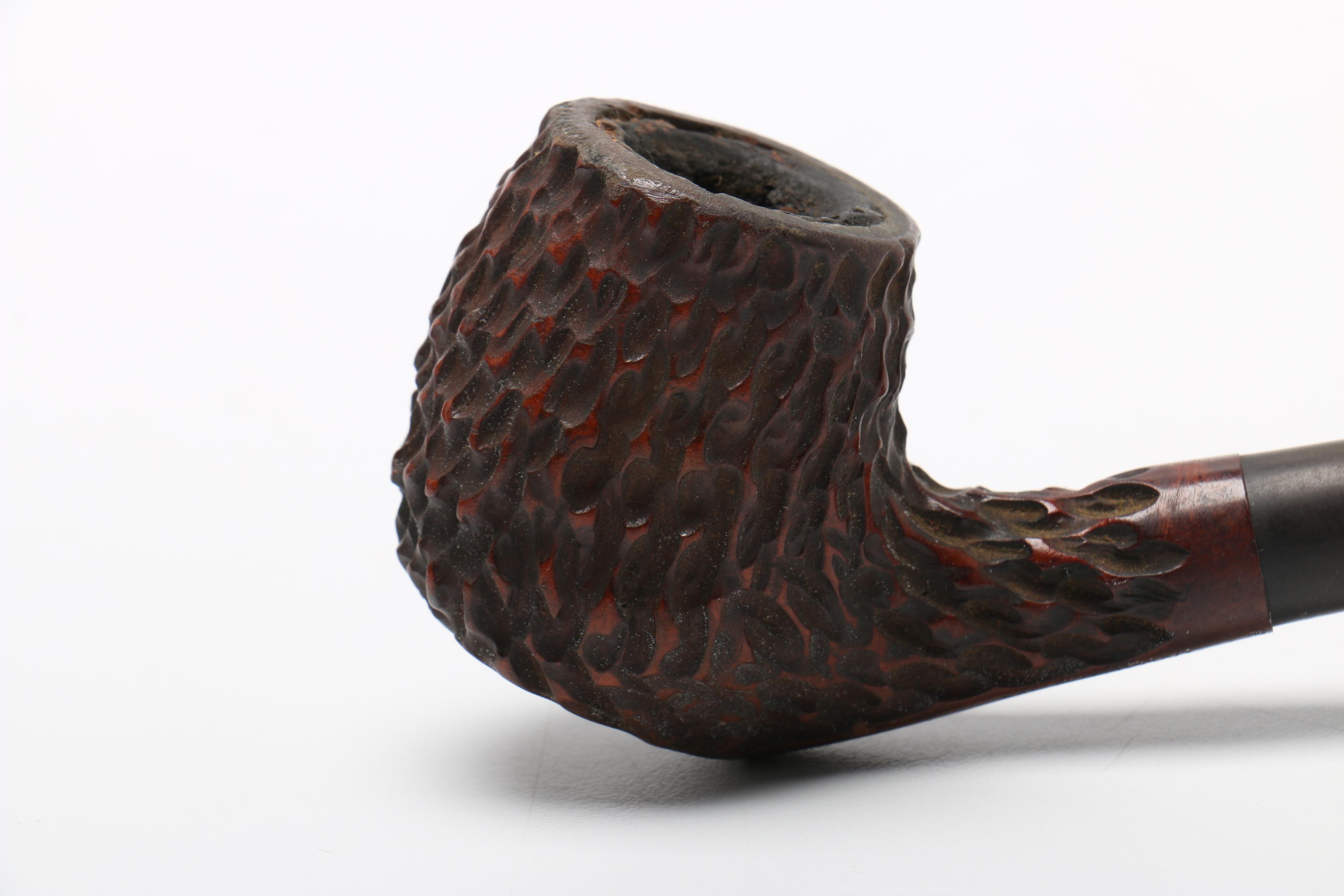 Pipes And Pipe Stand With Jar