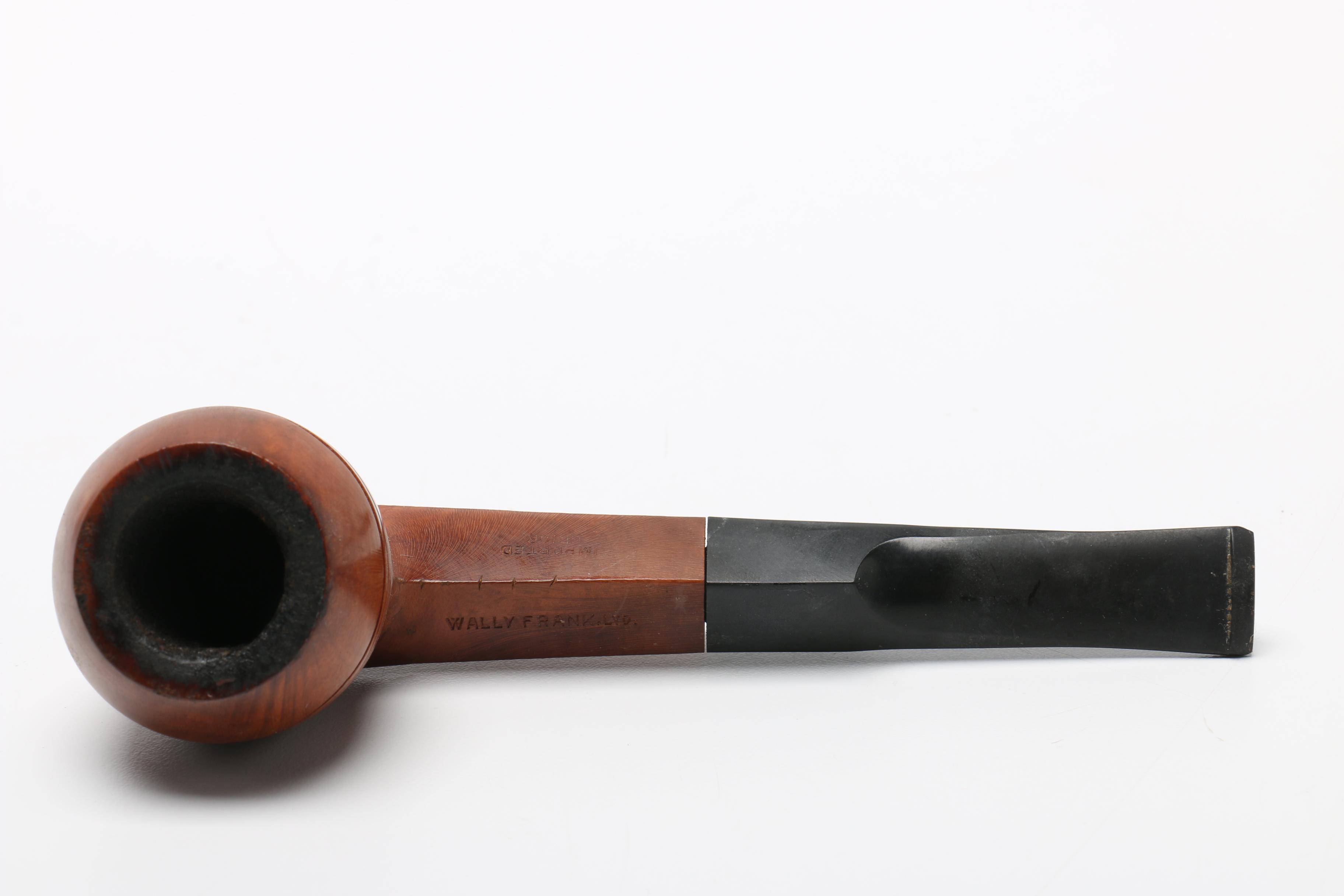 Pipes And Pipe Stand With Jar