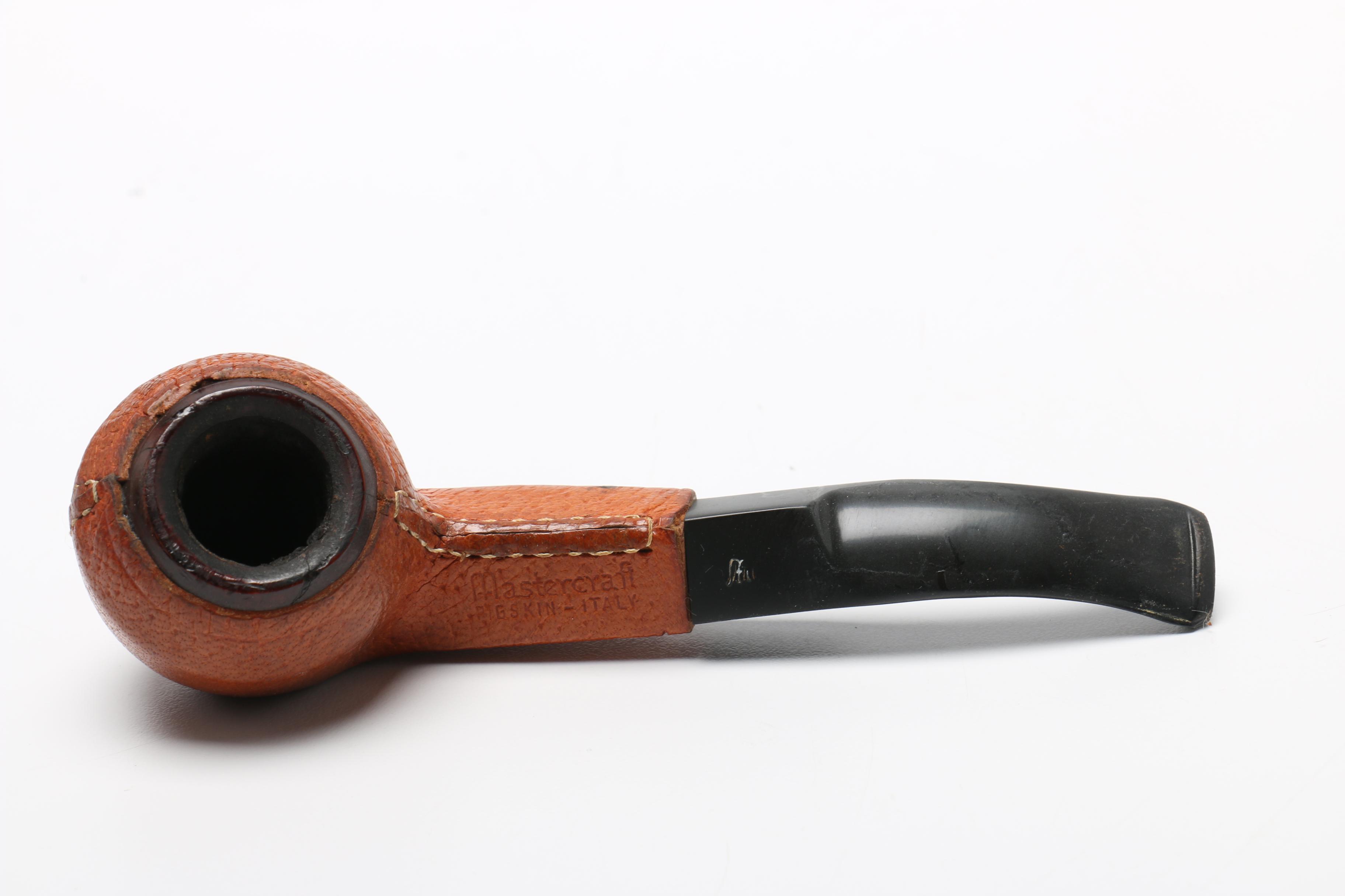 Pipes And Pipe Stand With Jar