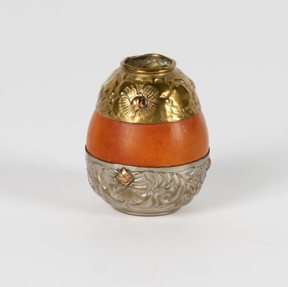 Mate Cup With a Sterling Silver Base