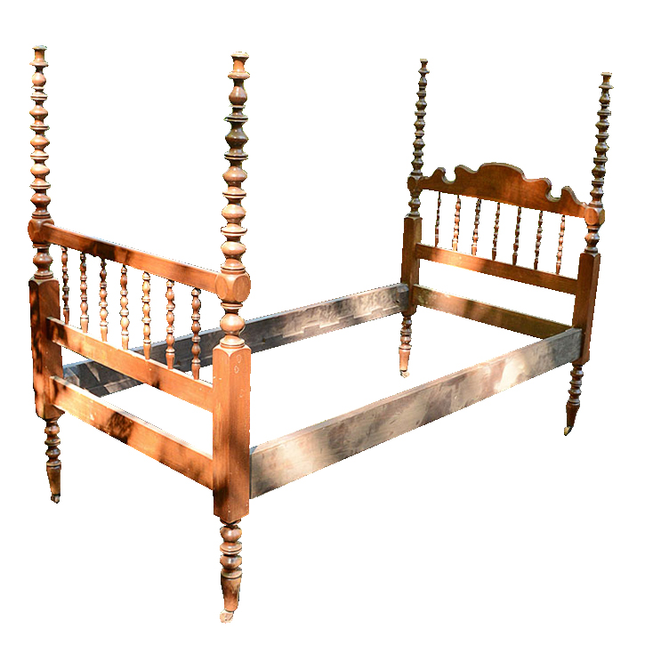 Vintage Twin Bed With Bobbin Turnings