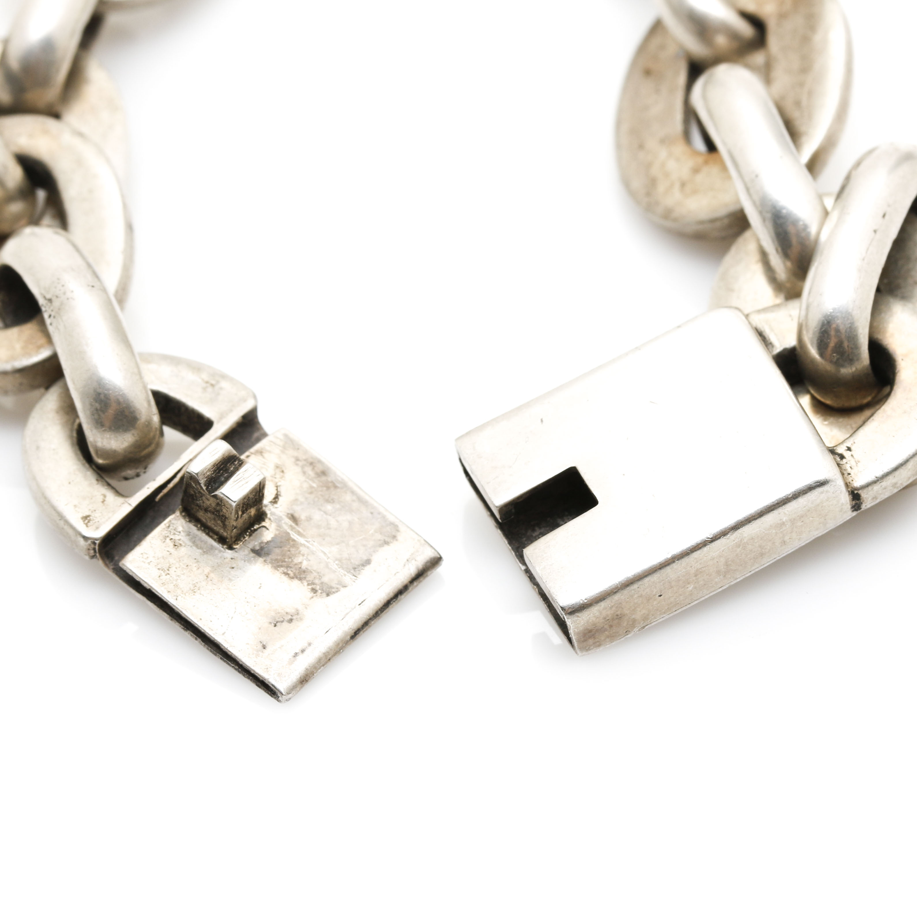 800 - 925 Silver Horacio de la Parra Bracelet With Replica 1733 Spanish Colonial 8 Reales 900 Silver Coin