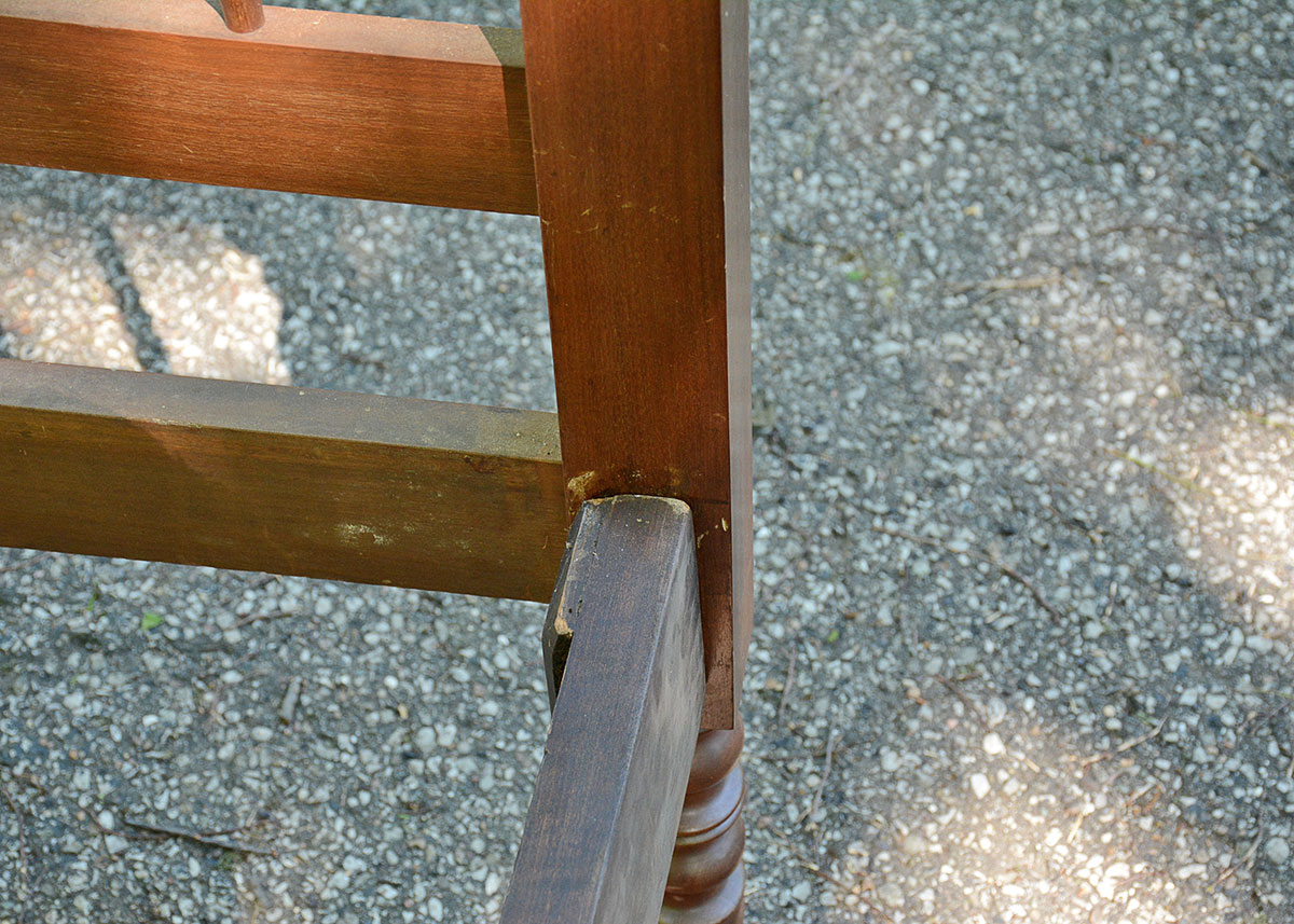 Vintage Twin Bed With Bobbin Turnings