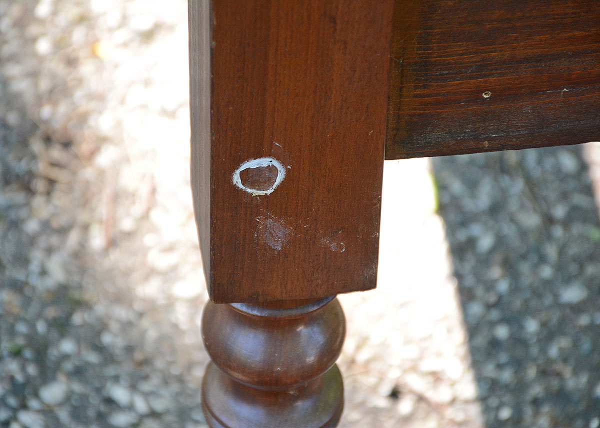 Vintage Twin Bed With Bobbin Turnings