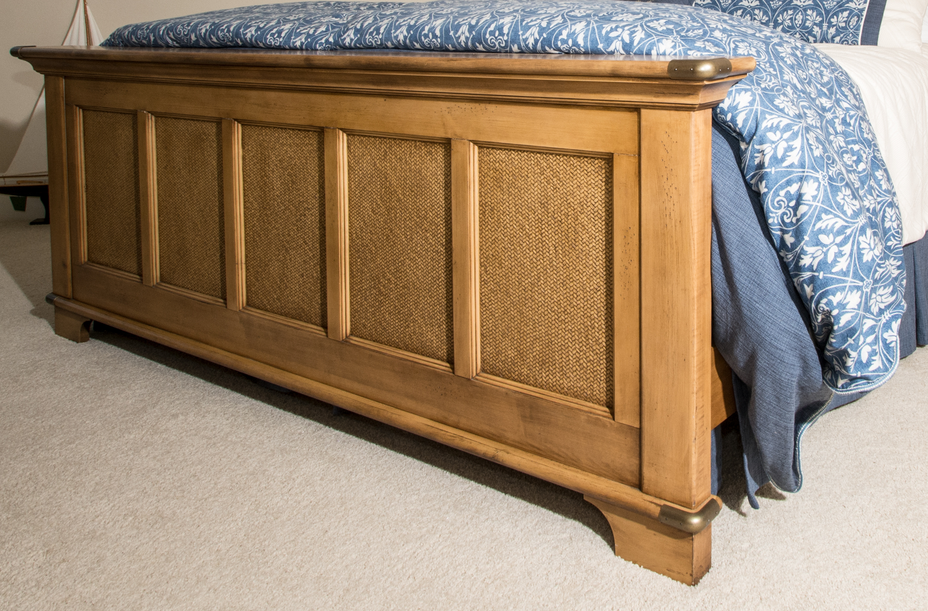 Lexington Furniture Nautica Home King Size Bed