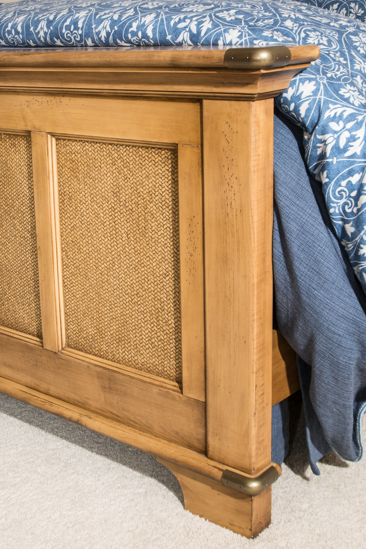 Lexington Furniture Nautica Home King Size Bed