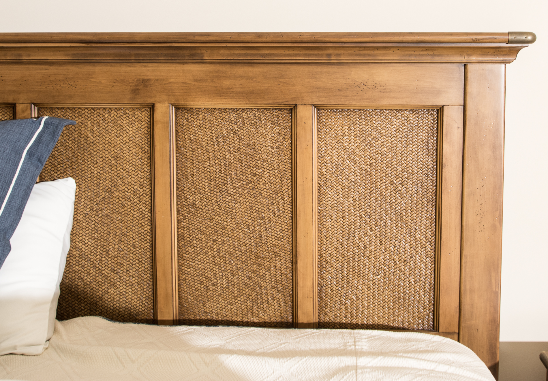 Lexington Furniture Nautica Home King Size Bed