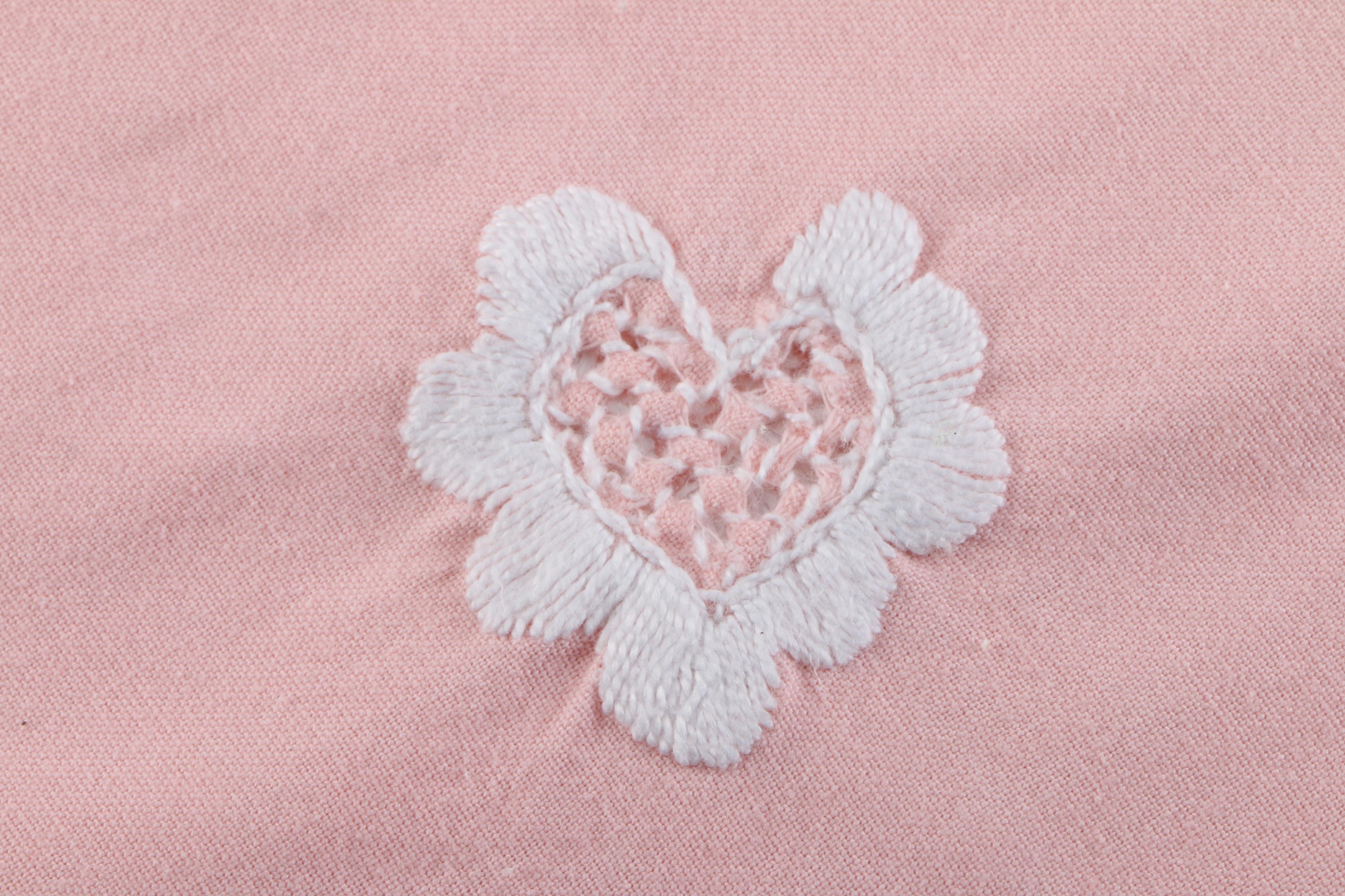 Table Linens With Decorative Needlework