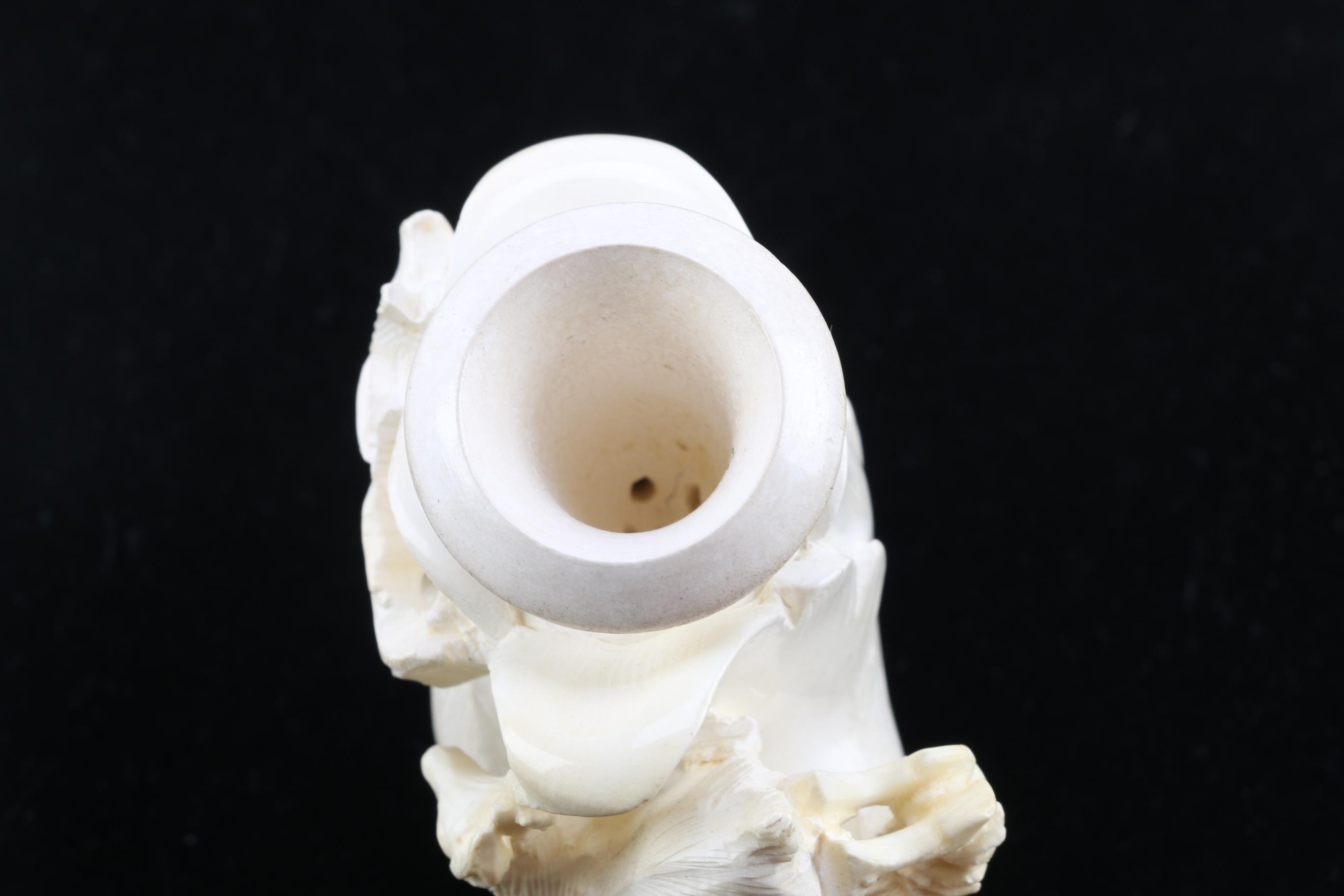 Carved WDC Meerschaum Pipe