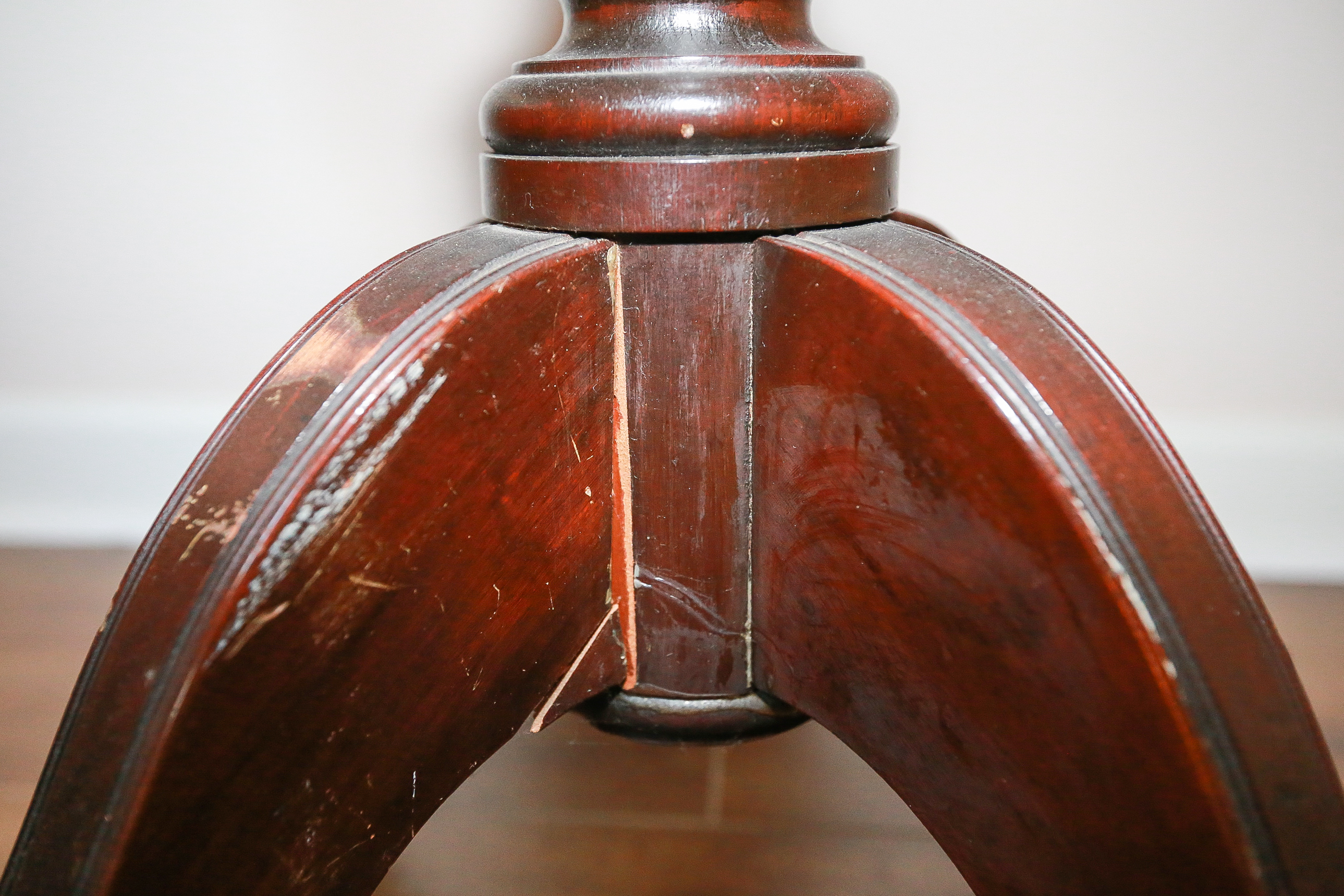 Duncan Phyfe-Style Mahogany Drum Table