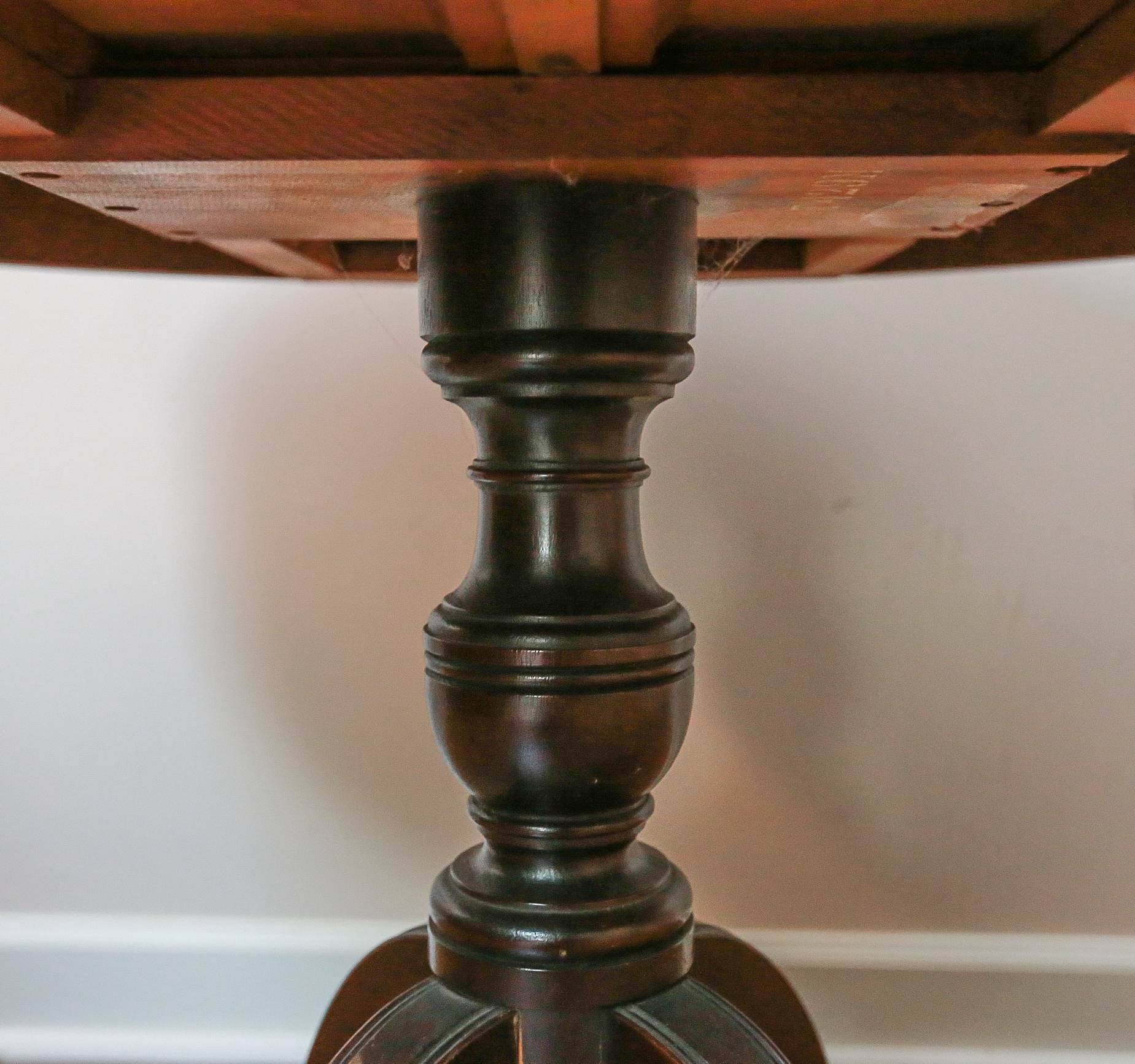 Duncan Phyfe-Style Mahogany Drum Table