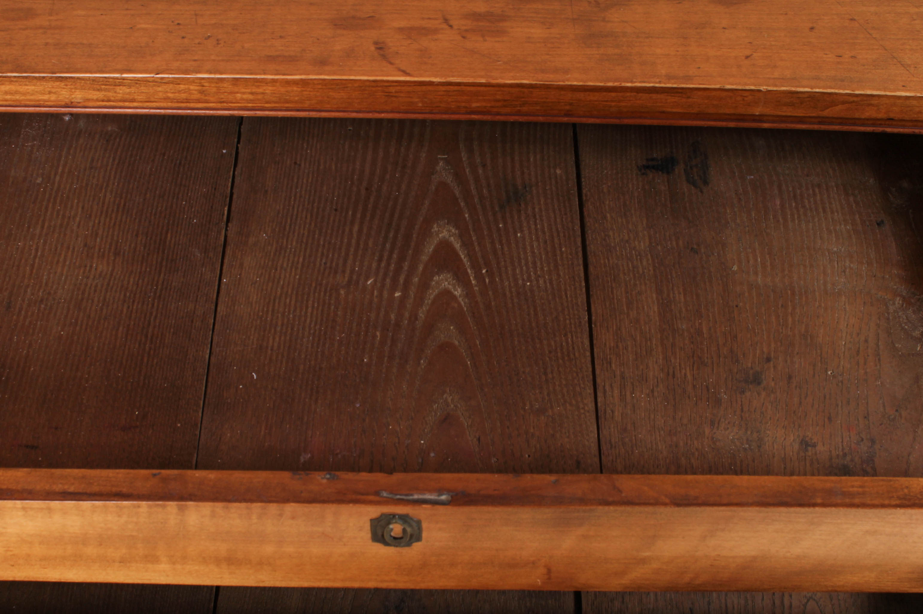 American Federal Cherry Chest of Drawers, Circa 1820 - 1840