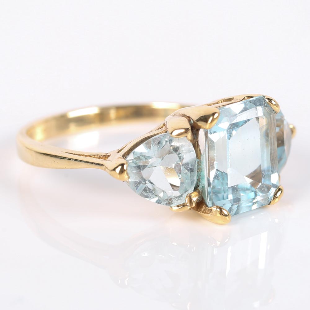 10K Yellow Gold and 4.58 CTW Blue Topaz Ring