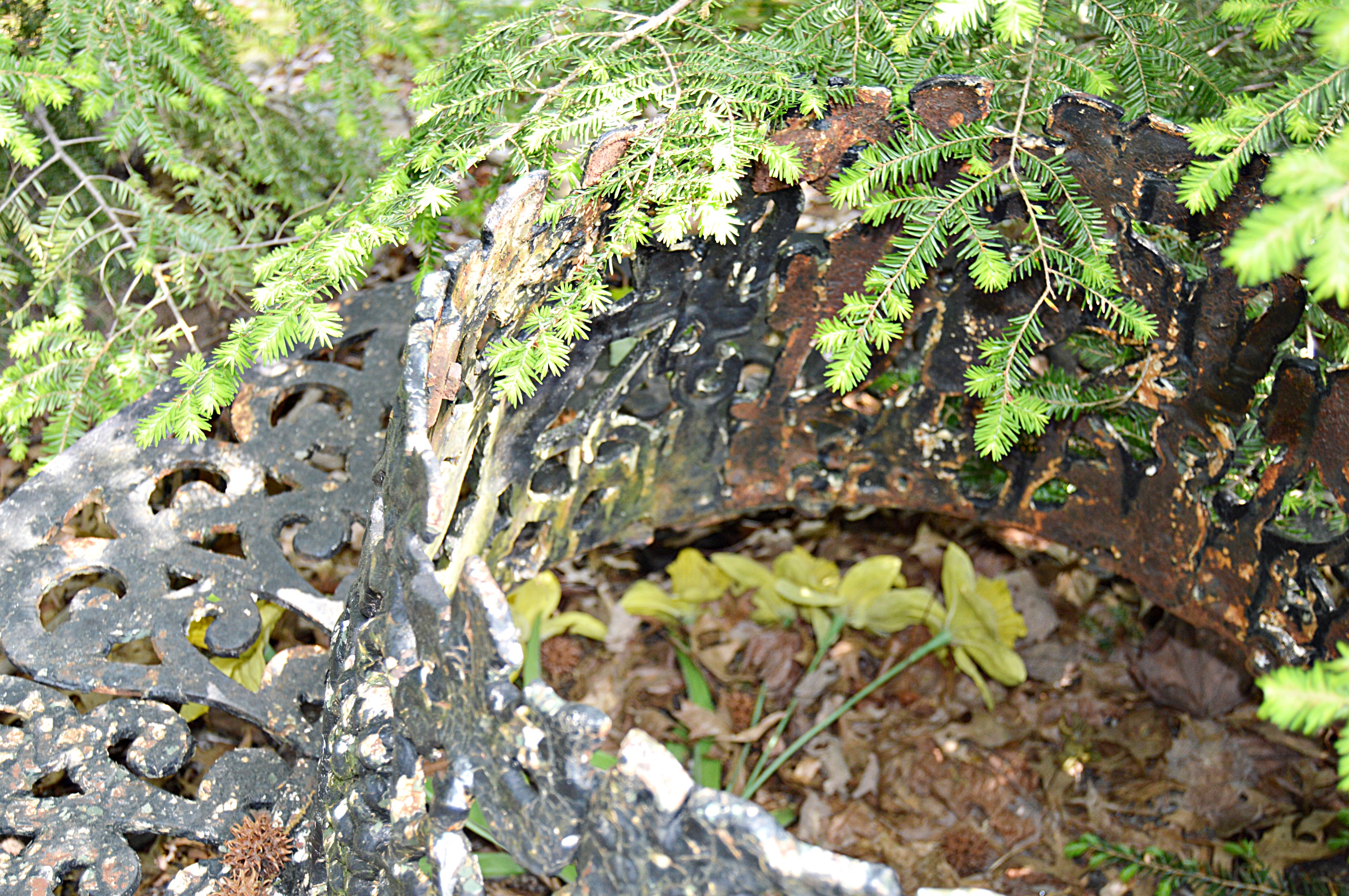Vintage Cast Iron Circular Tree Surround Bench