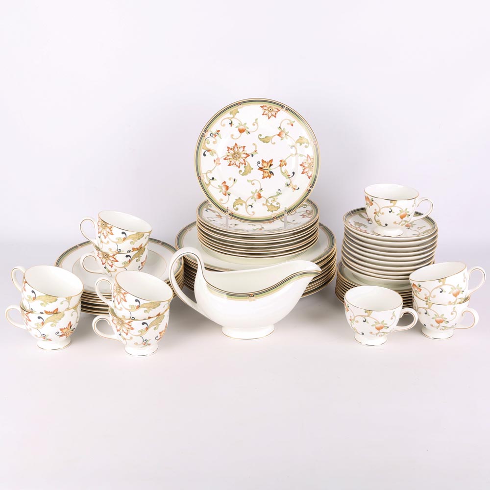 Wedgwood "Oberon" Dinner Service for Ten