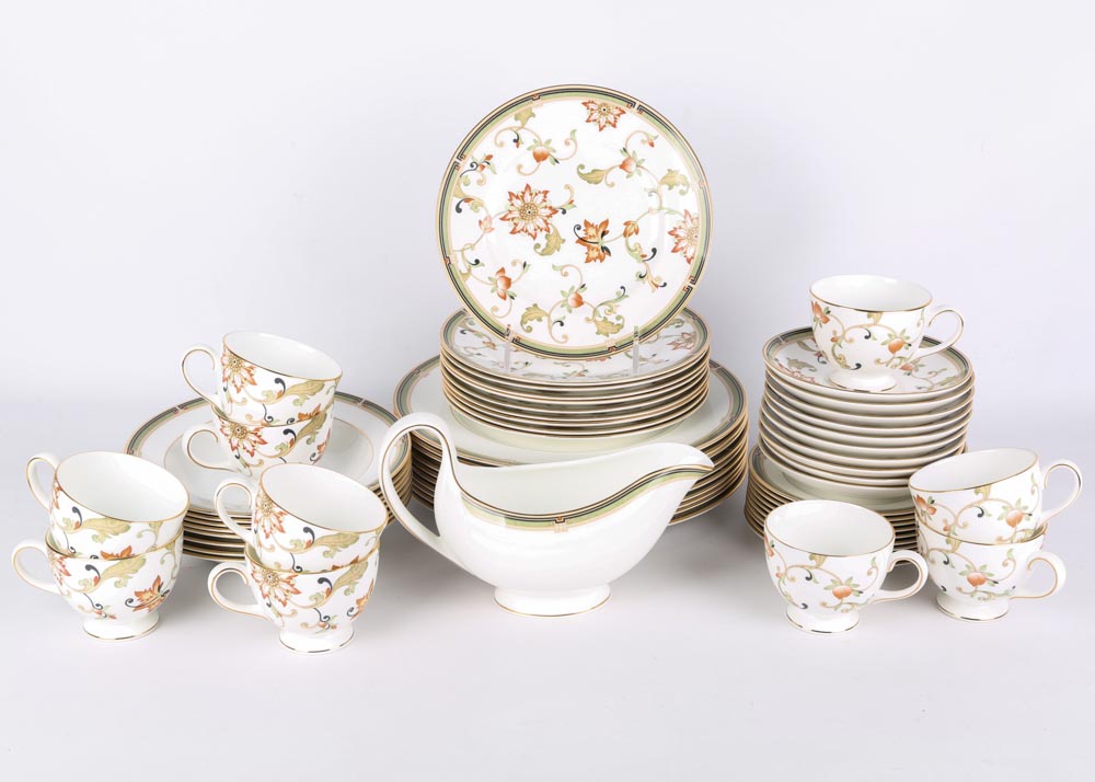 Wedgwood "Oberon" Dinner Service for Ten