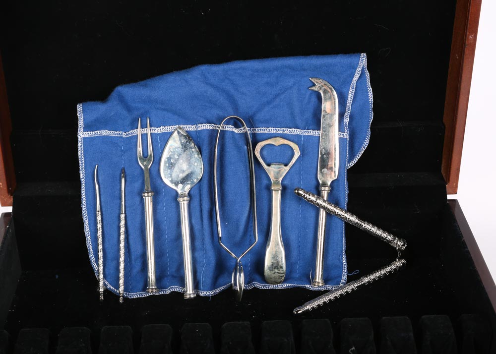 Silver Plate Tableware and Décor Featuring Towle