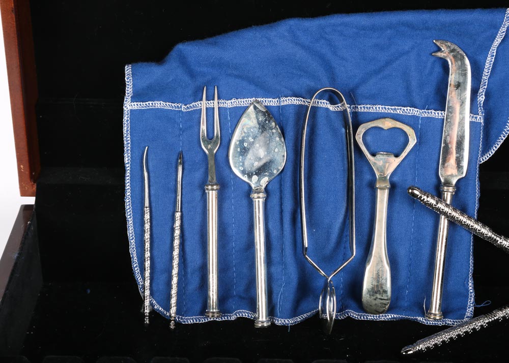 Silver Plate Tableware and Décor Featuring Towle