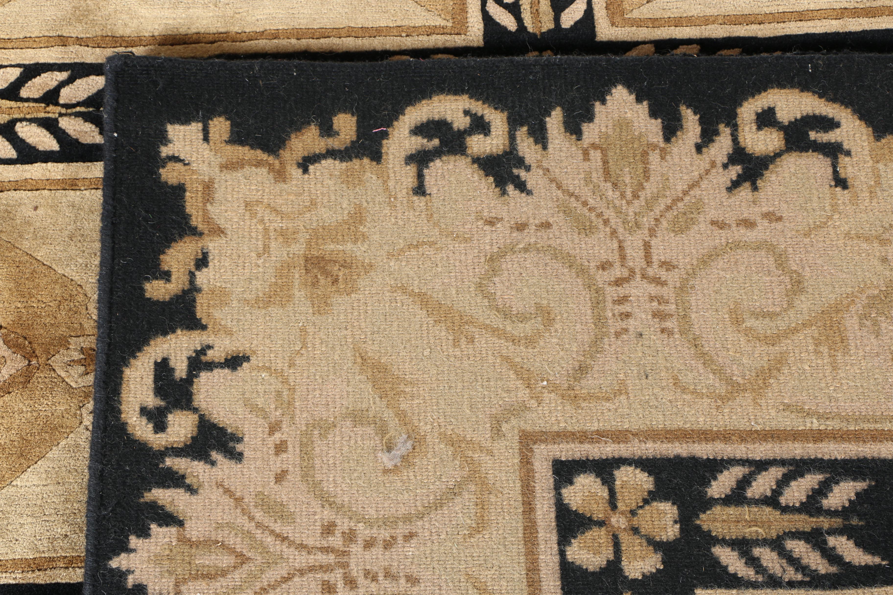 Hand-Knotted Neoclassical Carved Wool Area Rug