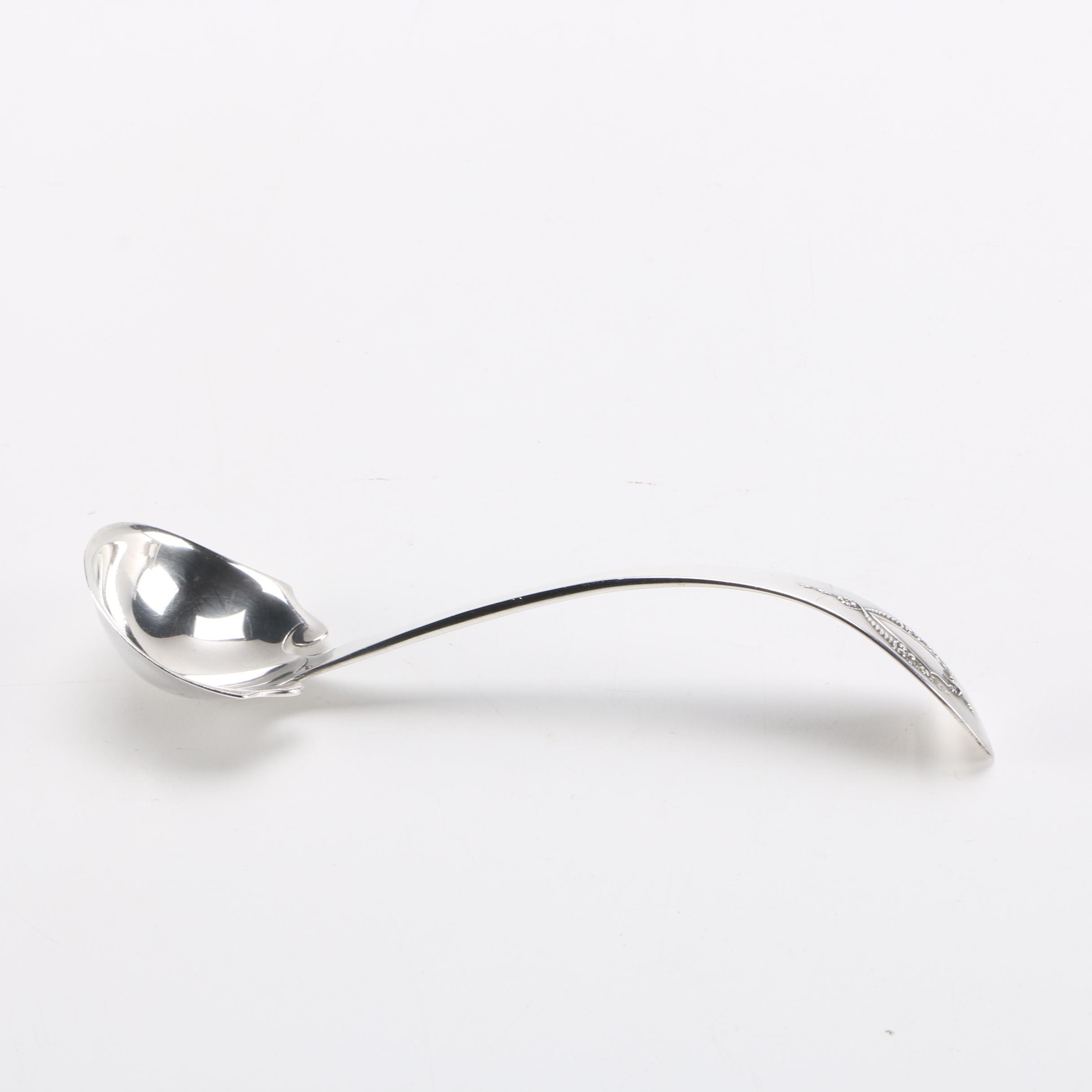 Lunt Silversmiths "Mount Vernon" Sterling Silver Ladle