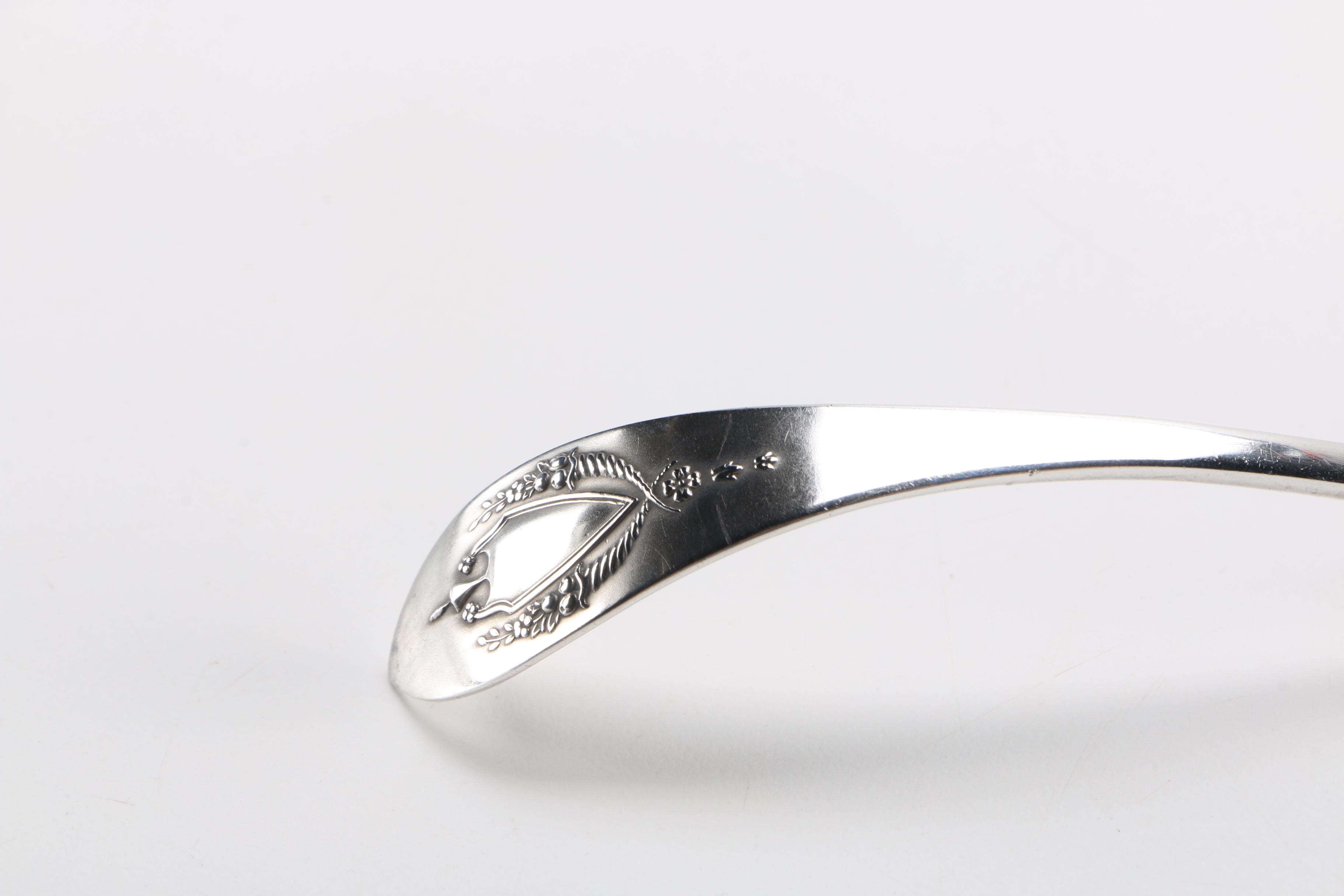 Lunt Silversmiths "Mount Vernon" Sterling Silver Ladle