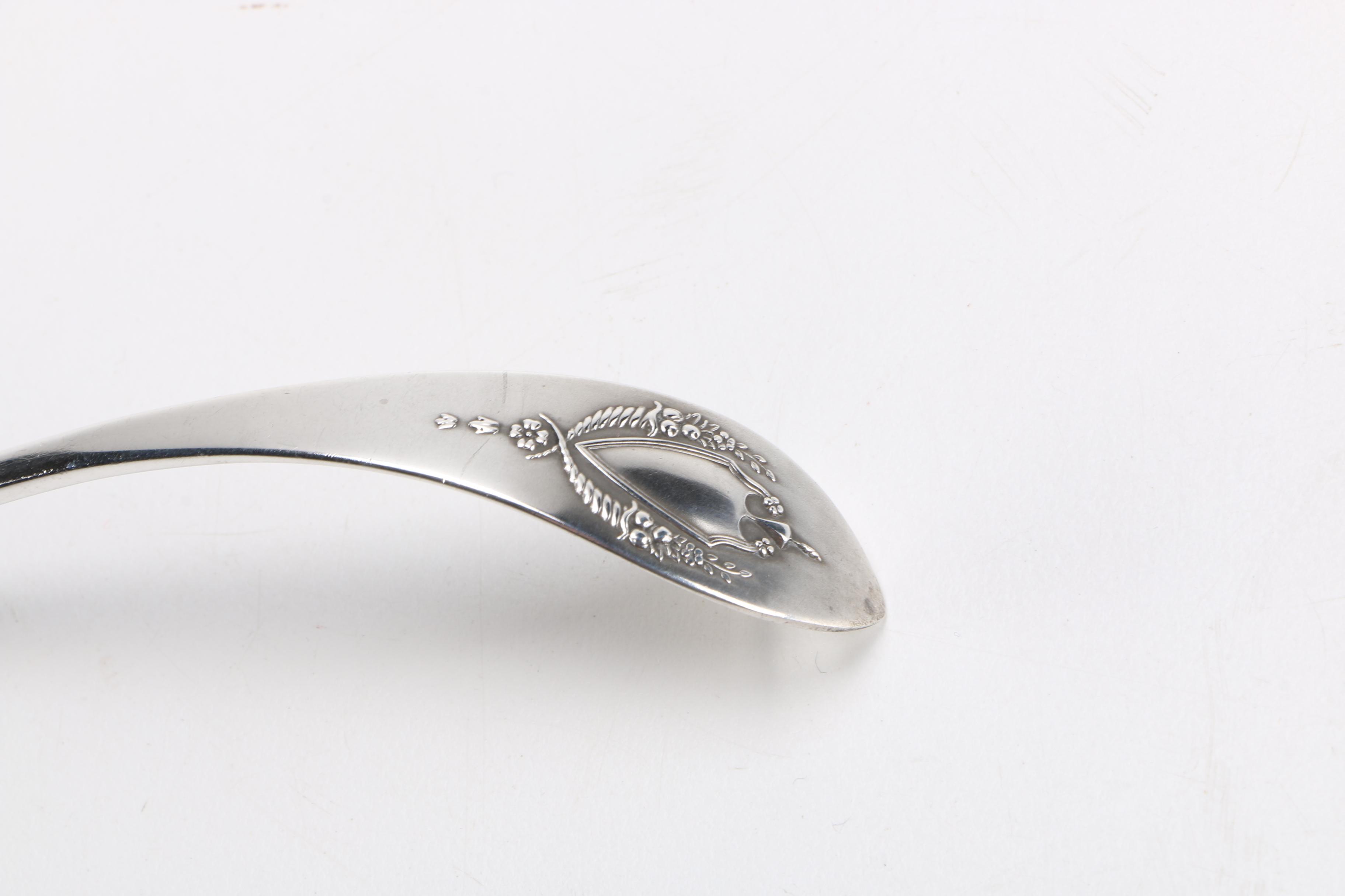 Lunt Silversmiths "Mount Vernon" Sterling Silver Ladle