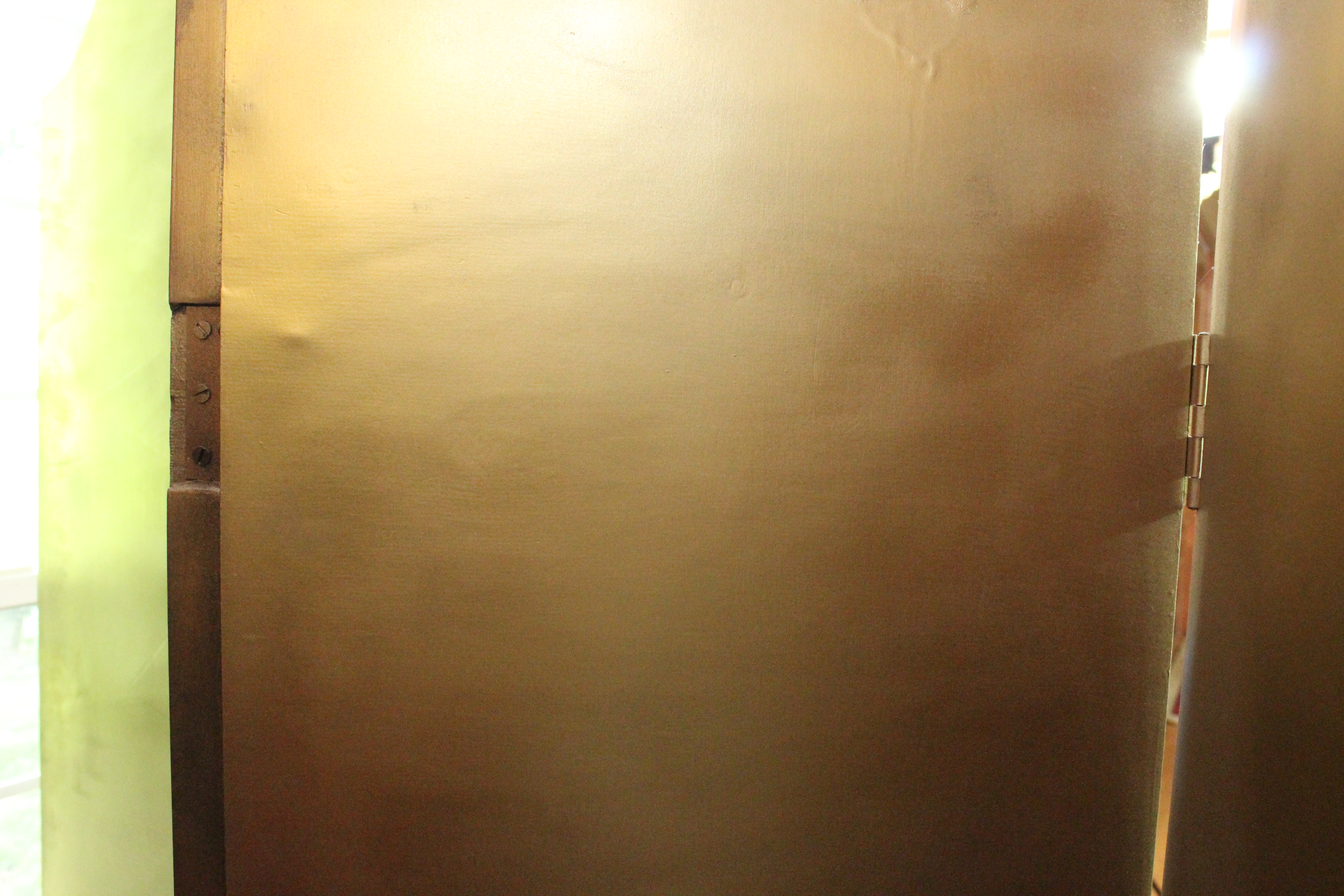 Floral Motif Wooden Screen