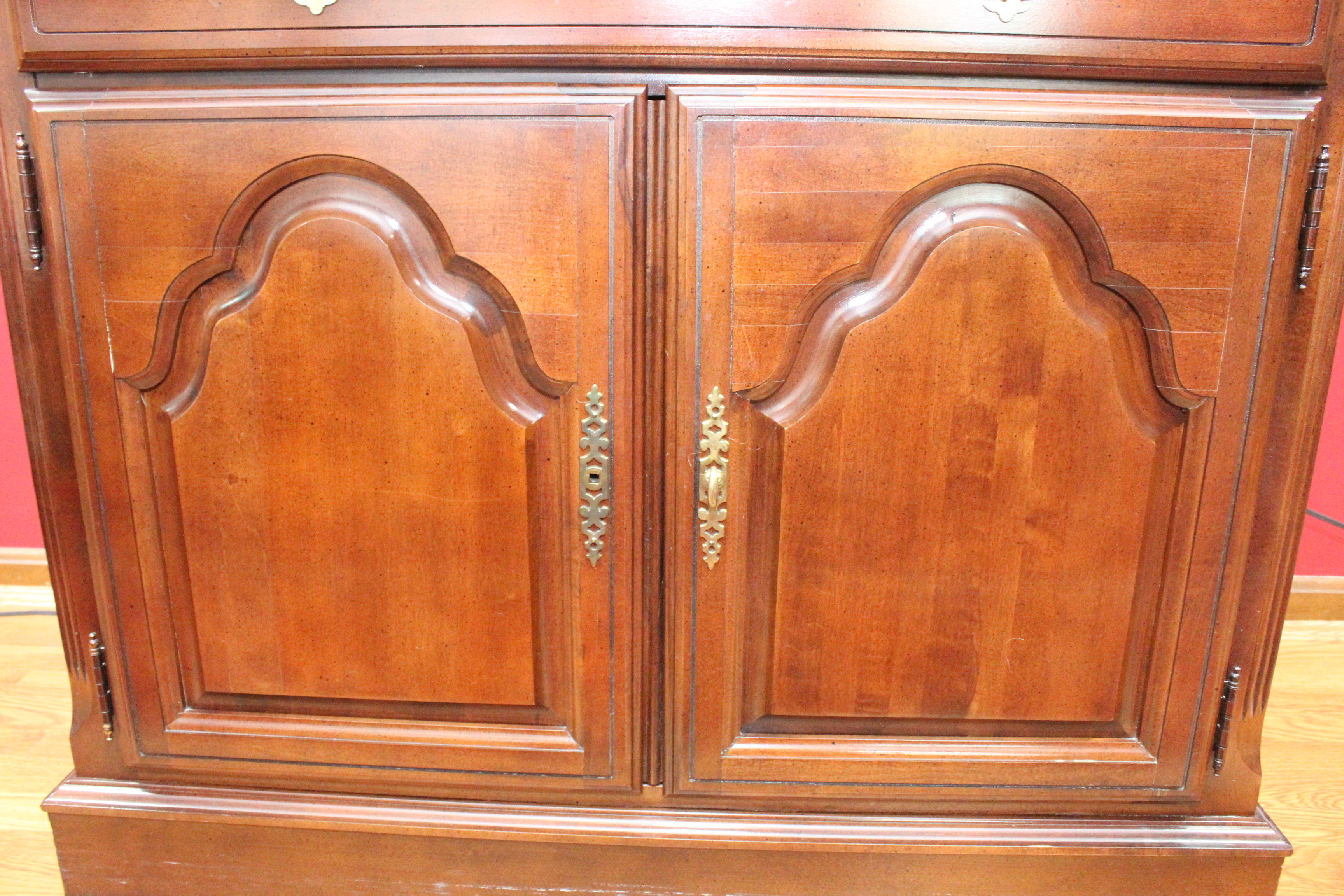 Flip Top Console Cabinet