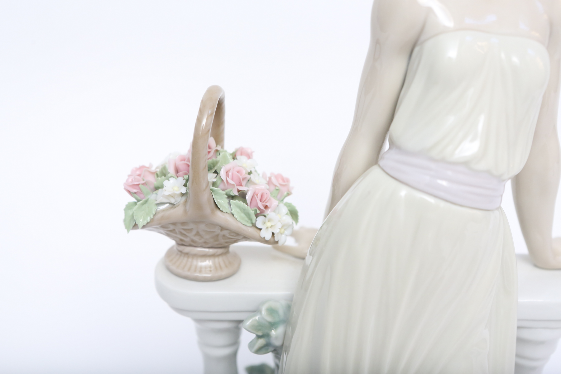 Lladro "Time For Reflection" #5378 Figurine