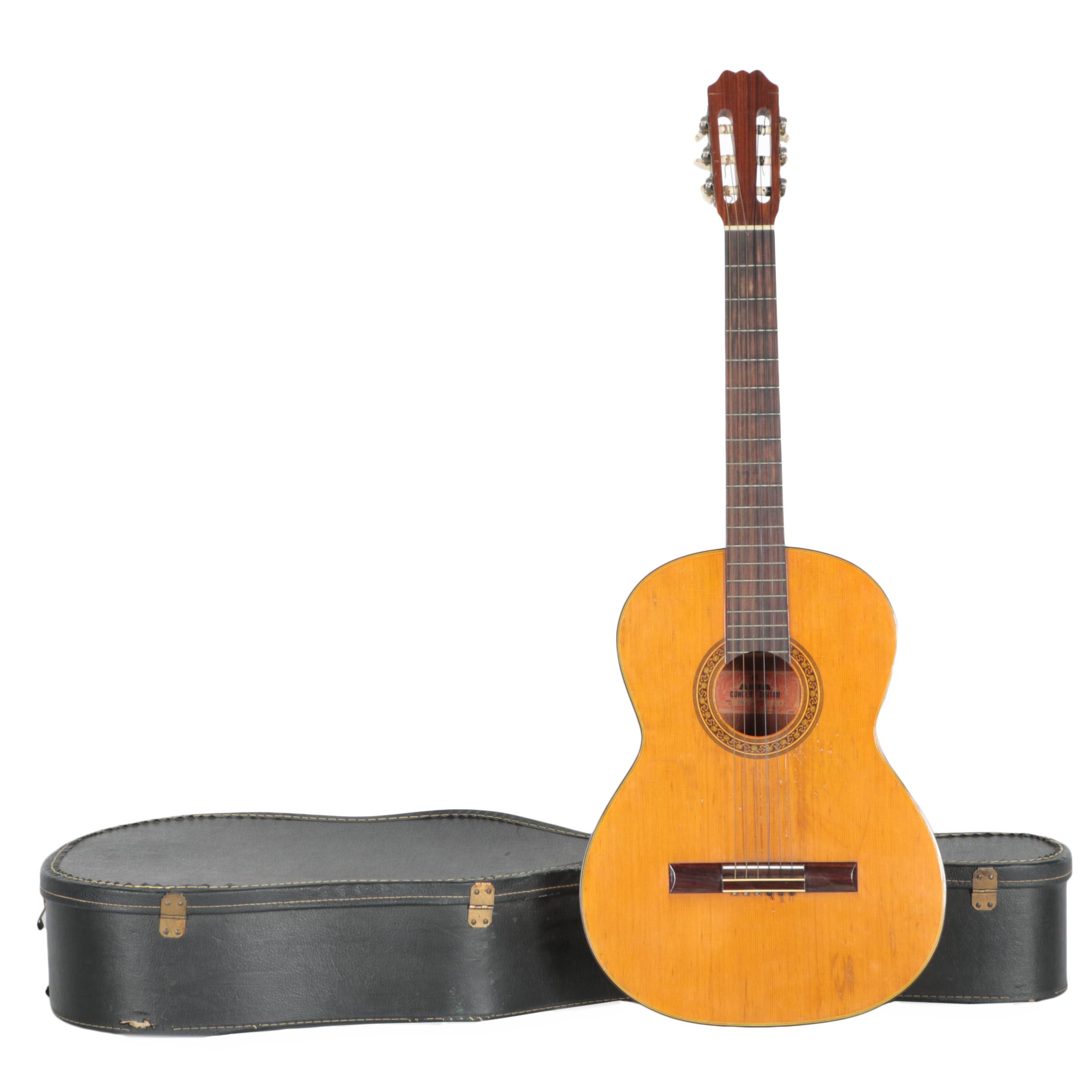 Aria Concert Classical Style Guitar and Case