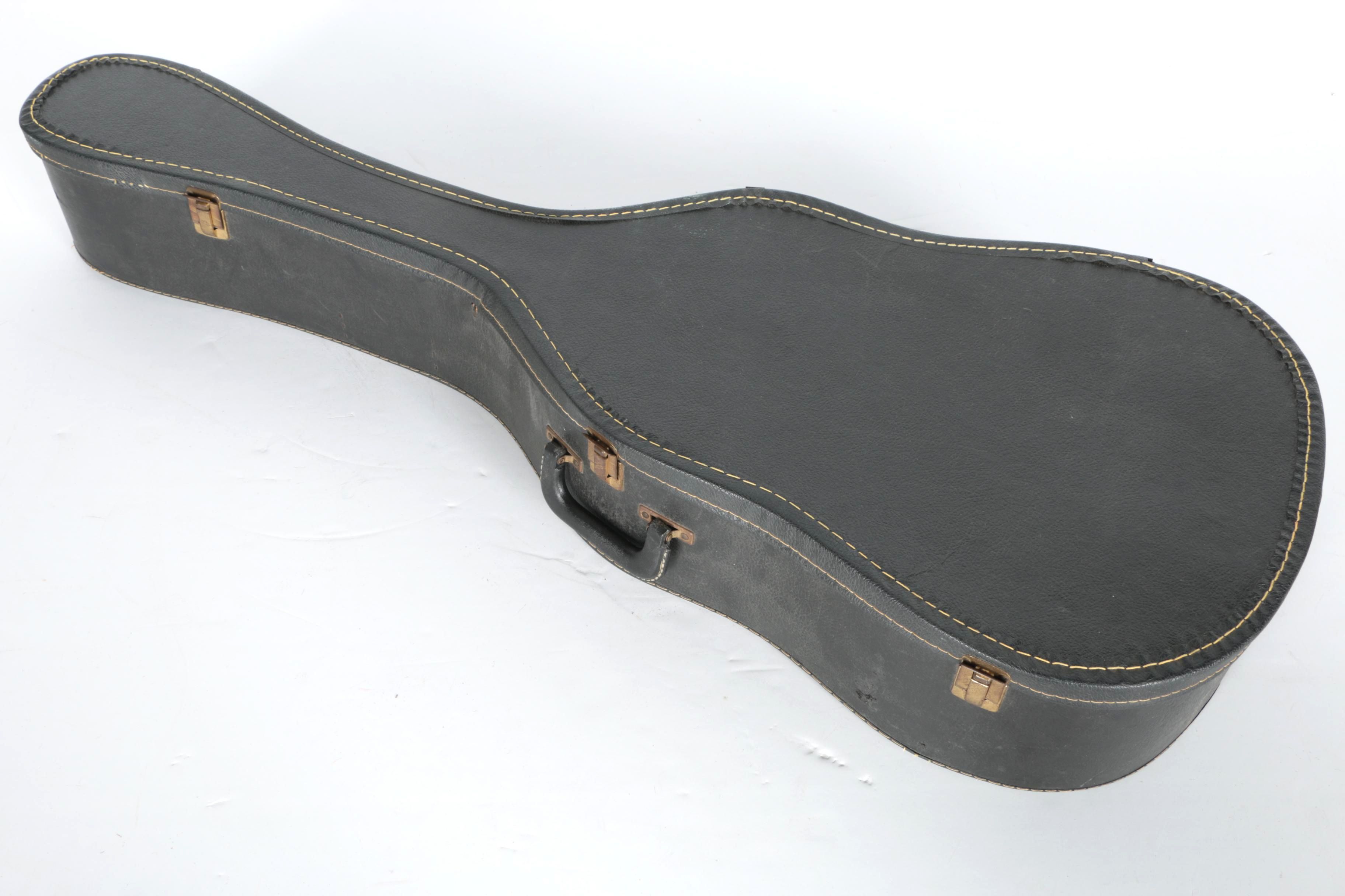 Aria Concert Classical Style Guitar and Case